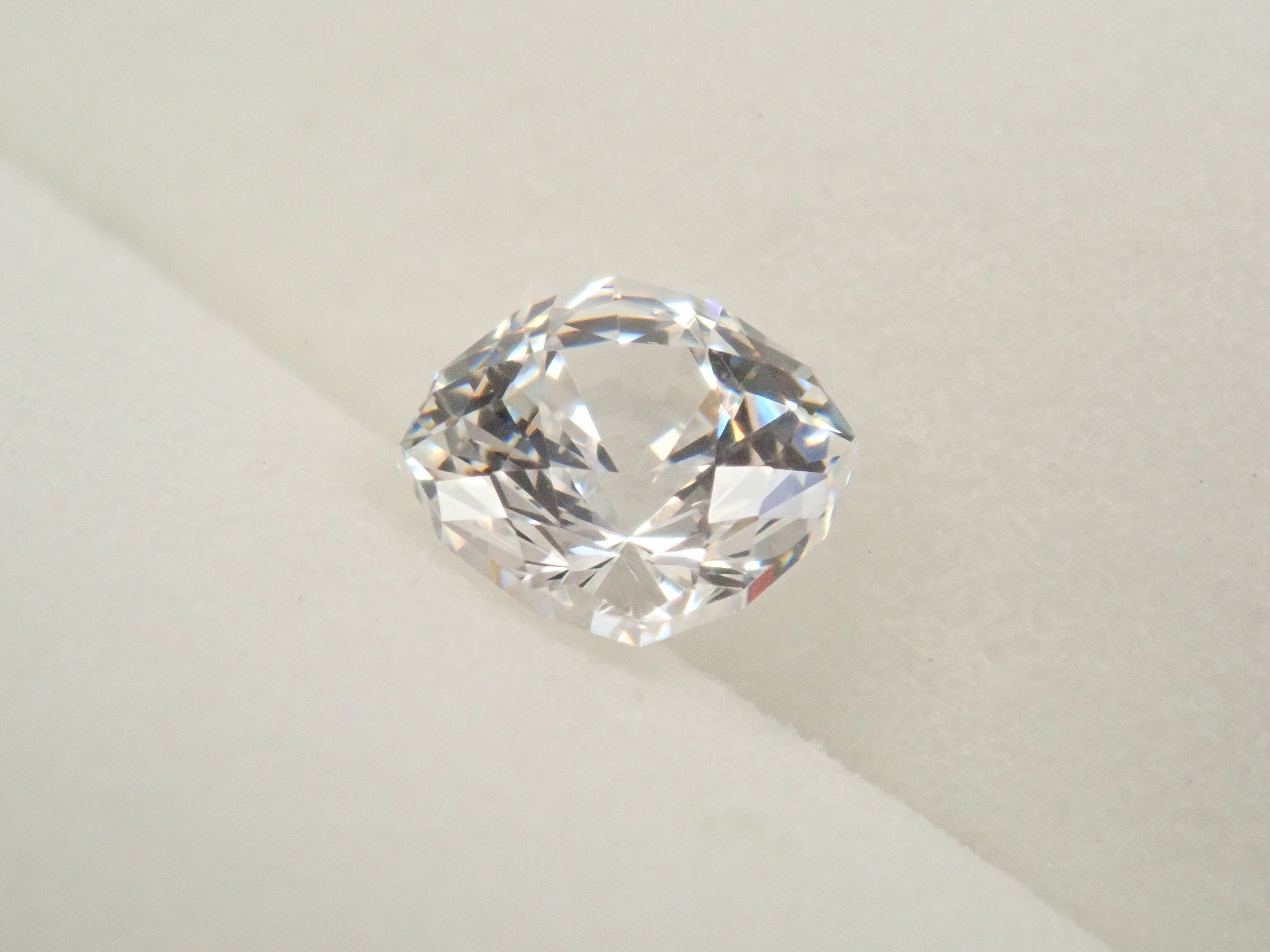 【12/25 22時販売】GGG(ガドリウムガリウムガーネット) 1.424ctルース