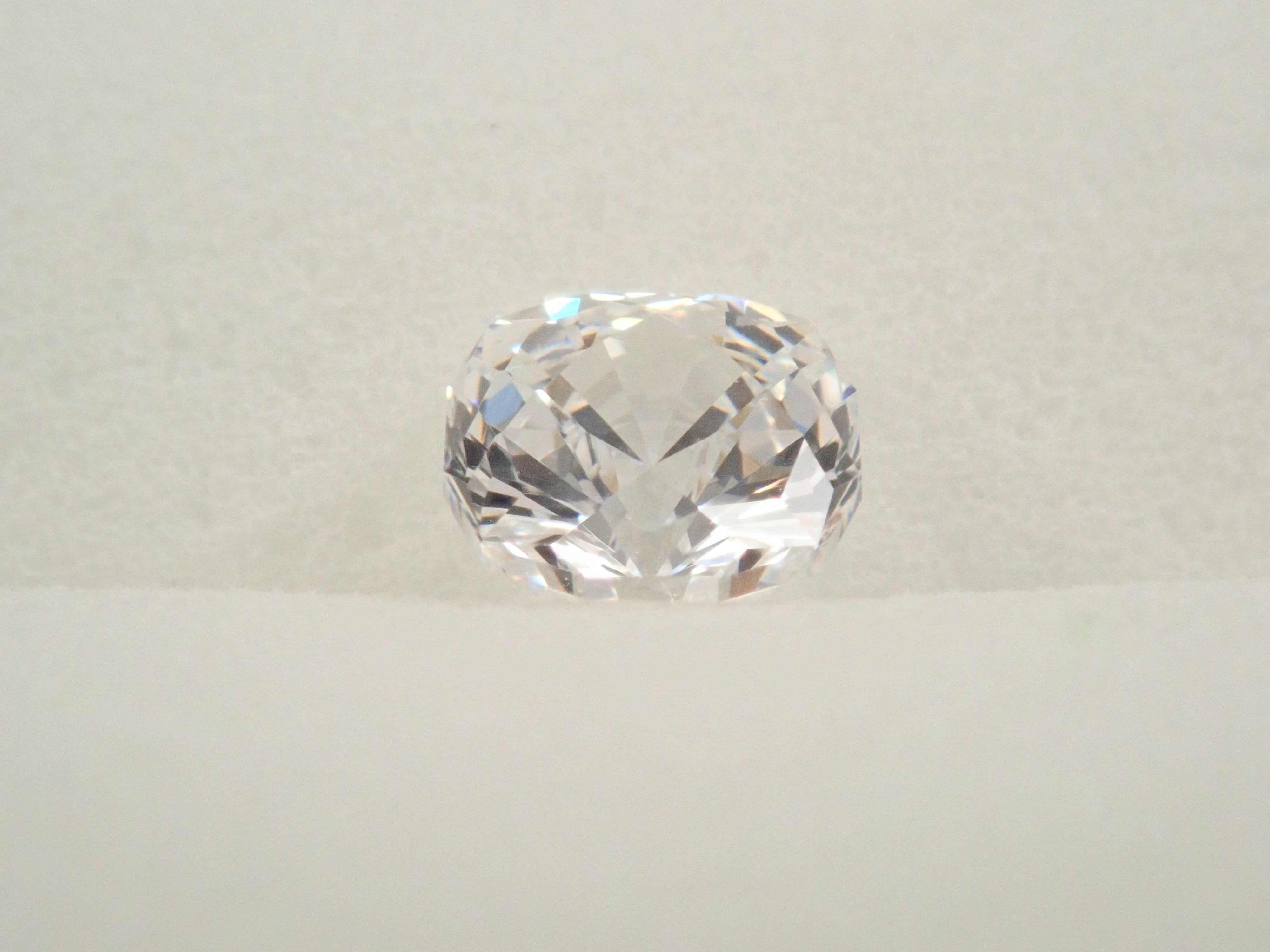 【12/25 22時販売】GGG(ガドリウムガリウムガーネット) 1.424ctルース