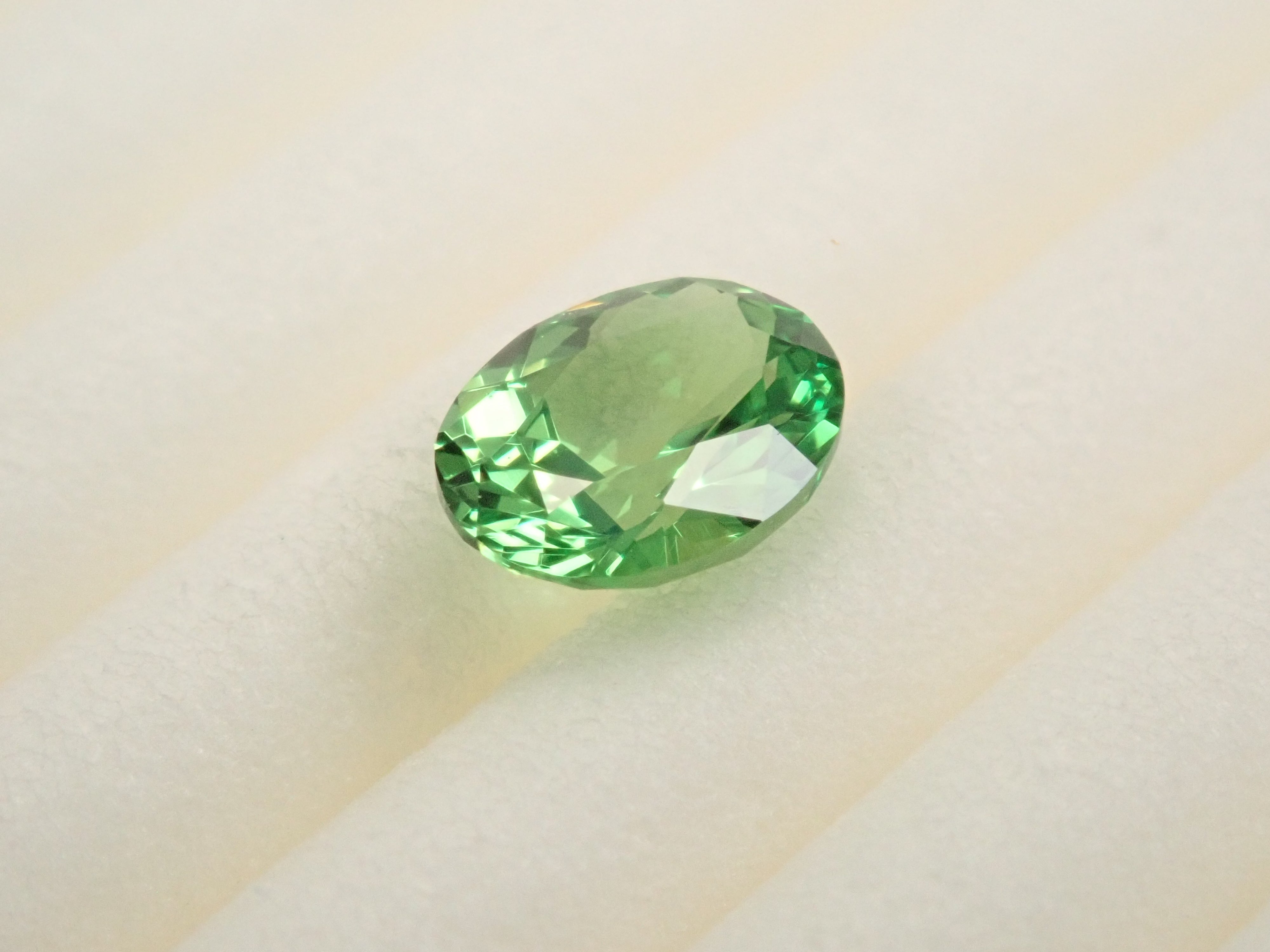 ケニア産ツァボライト 0.411ctルース