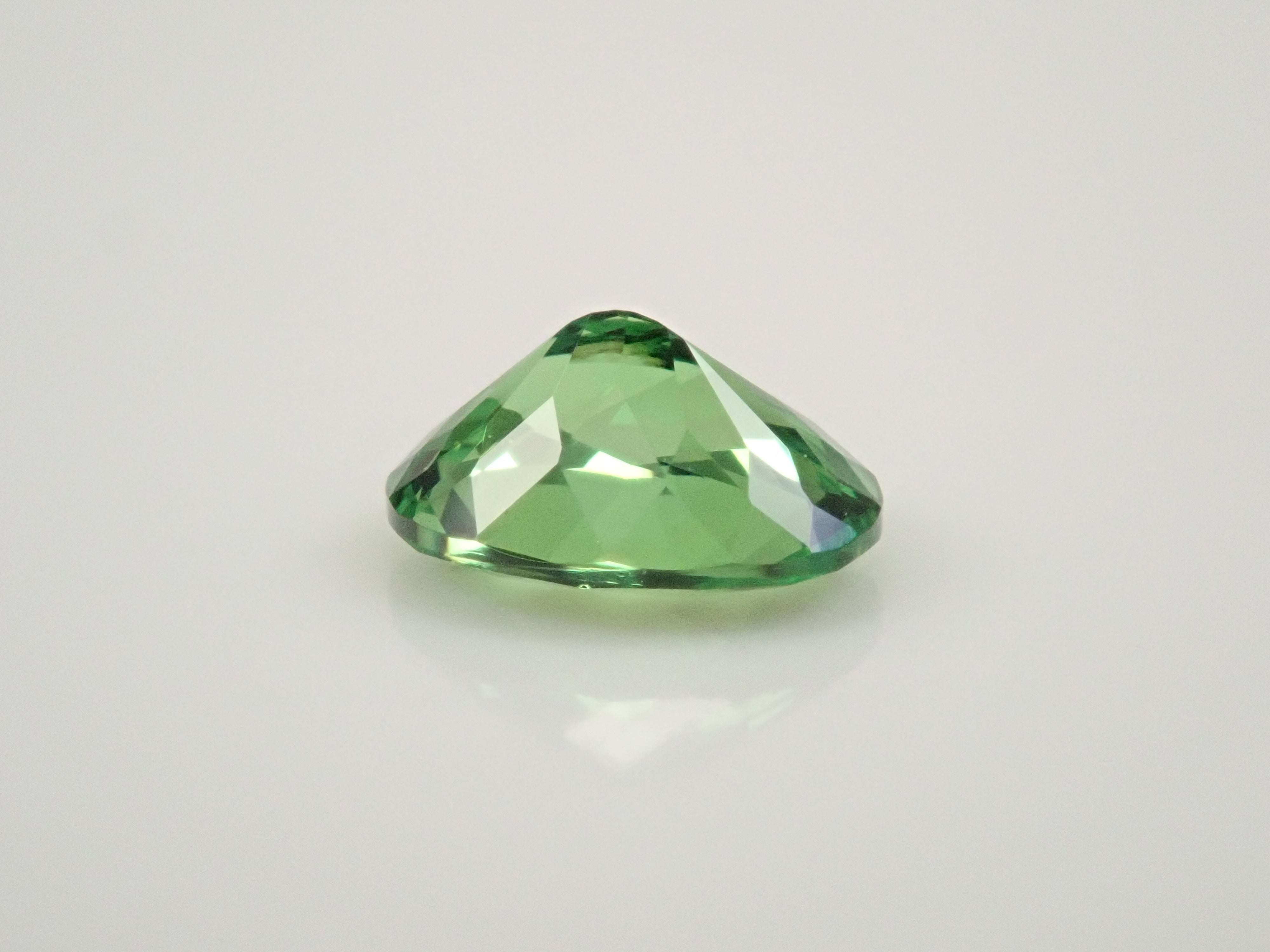 ケニア産ツァボライト 0.411ctルース