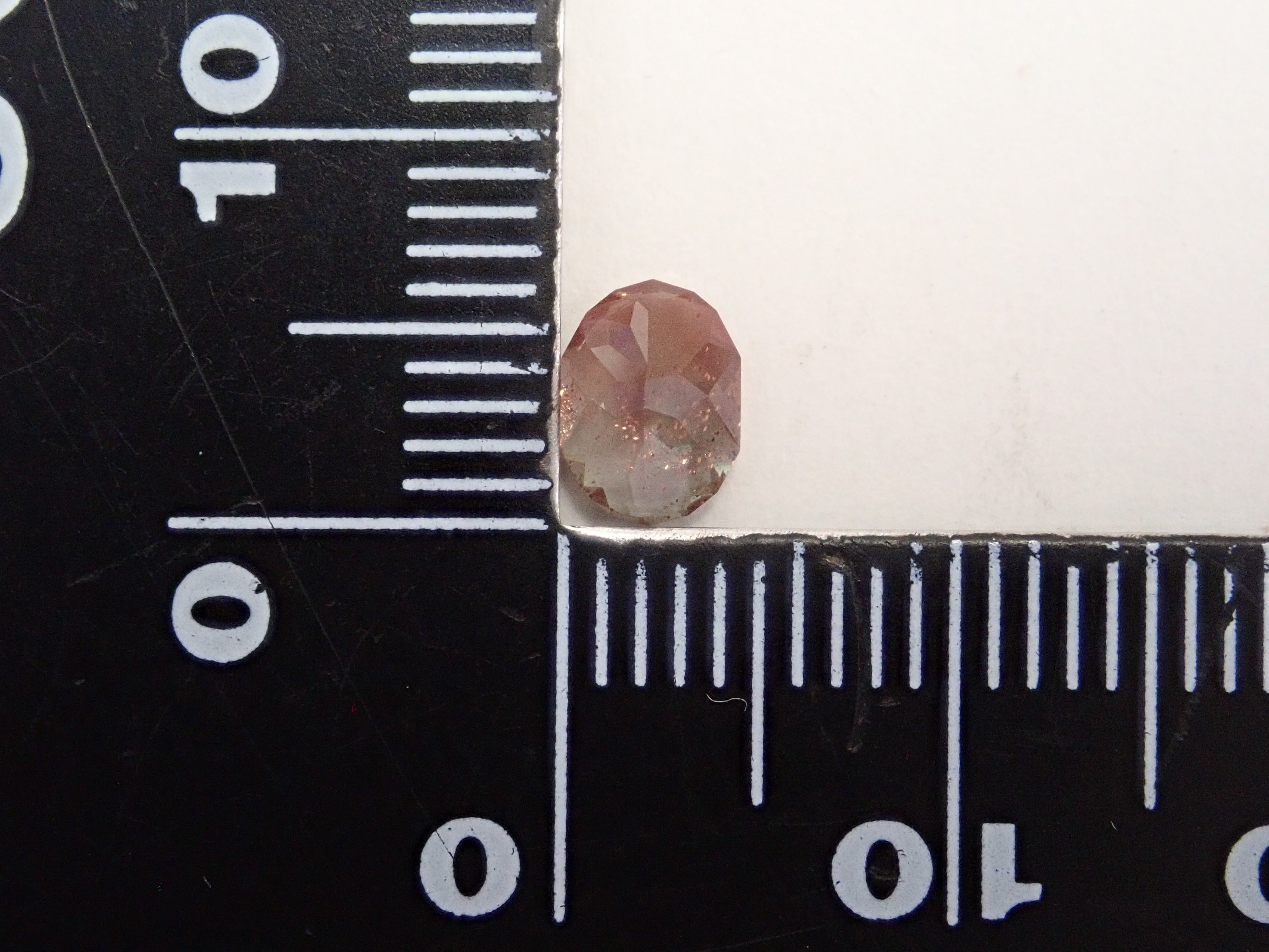 【11/17 22時販売】アメリカ産オレゴンサンストーン 0.530ctルース