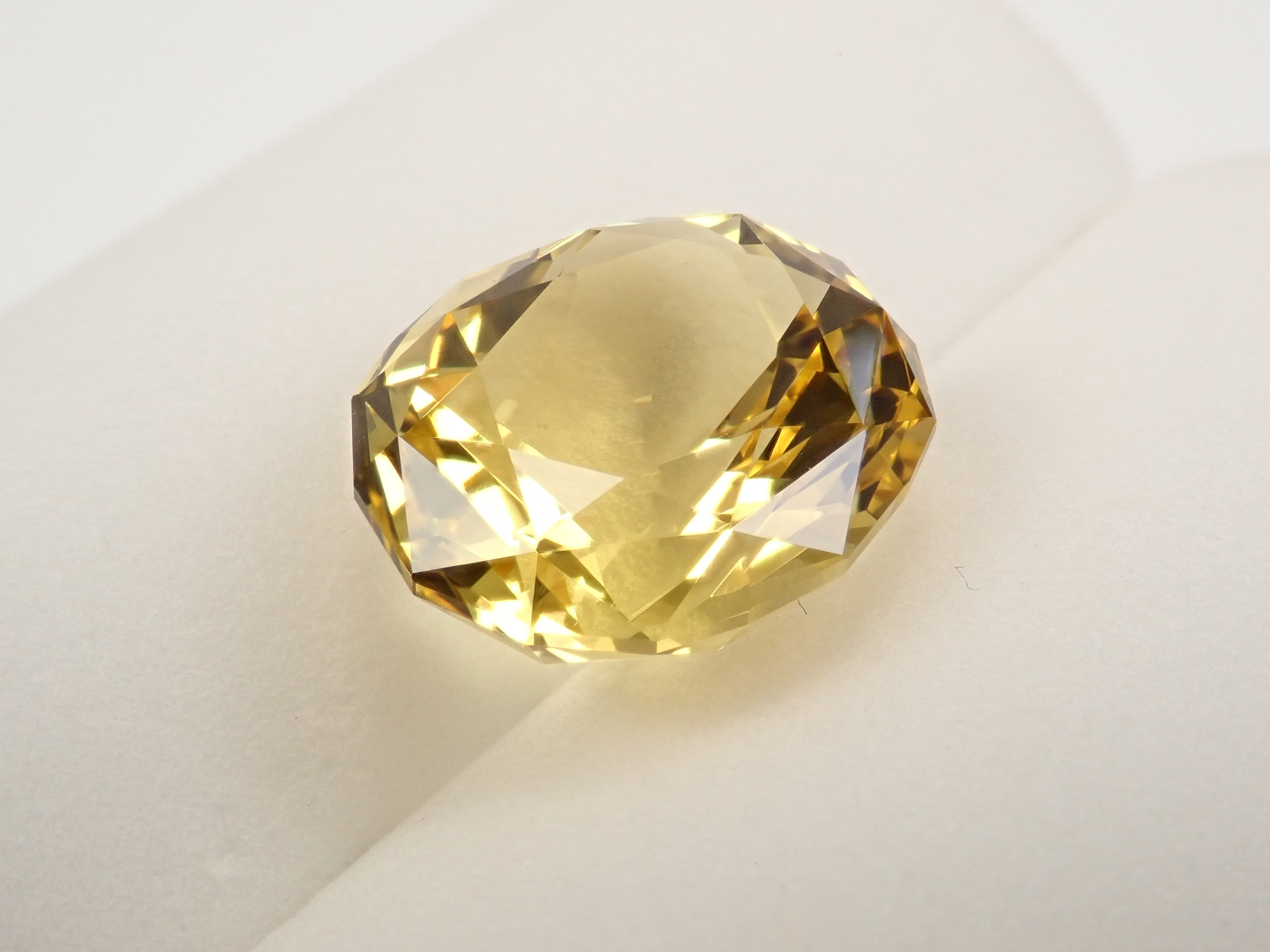 【11/20 22時販売】ブラジル産イエローベリル 9.747ctルース