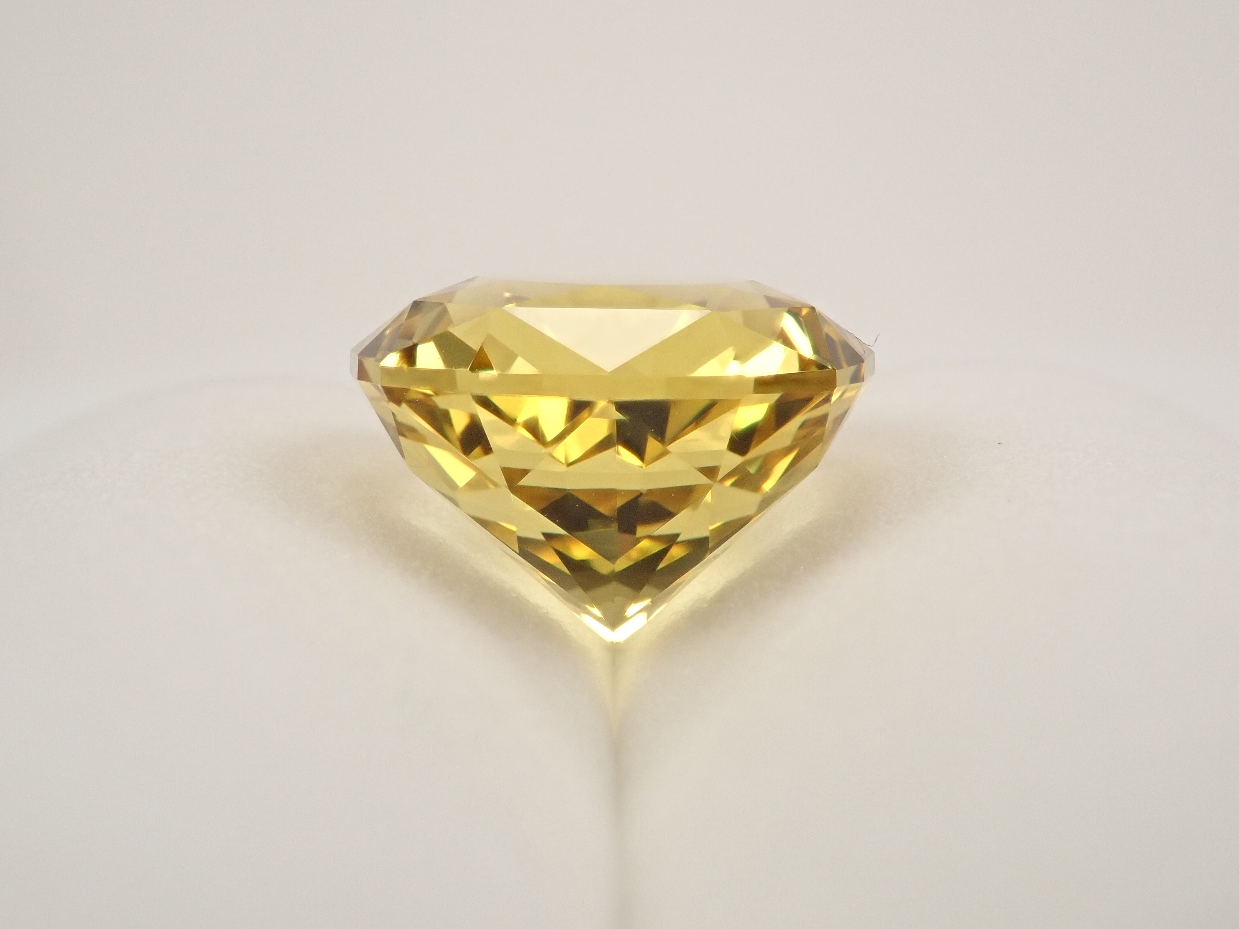 【11/20 22時販売】ブラジル産イエローベリル 9.747ctルース