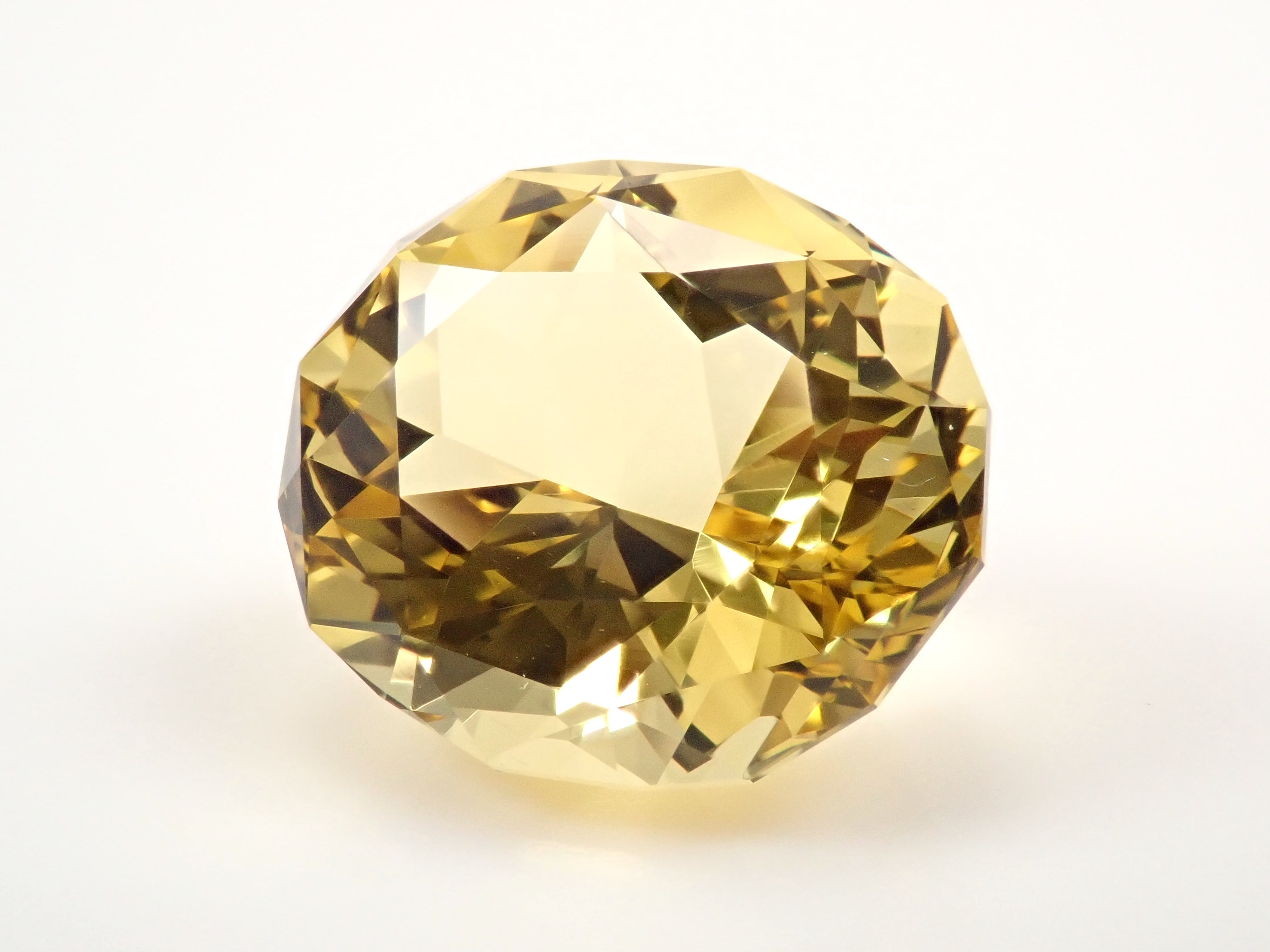 【11/20 22時販売】ブラジル産イエローベリル 9.747ctルース