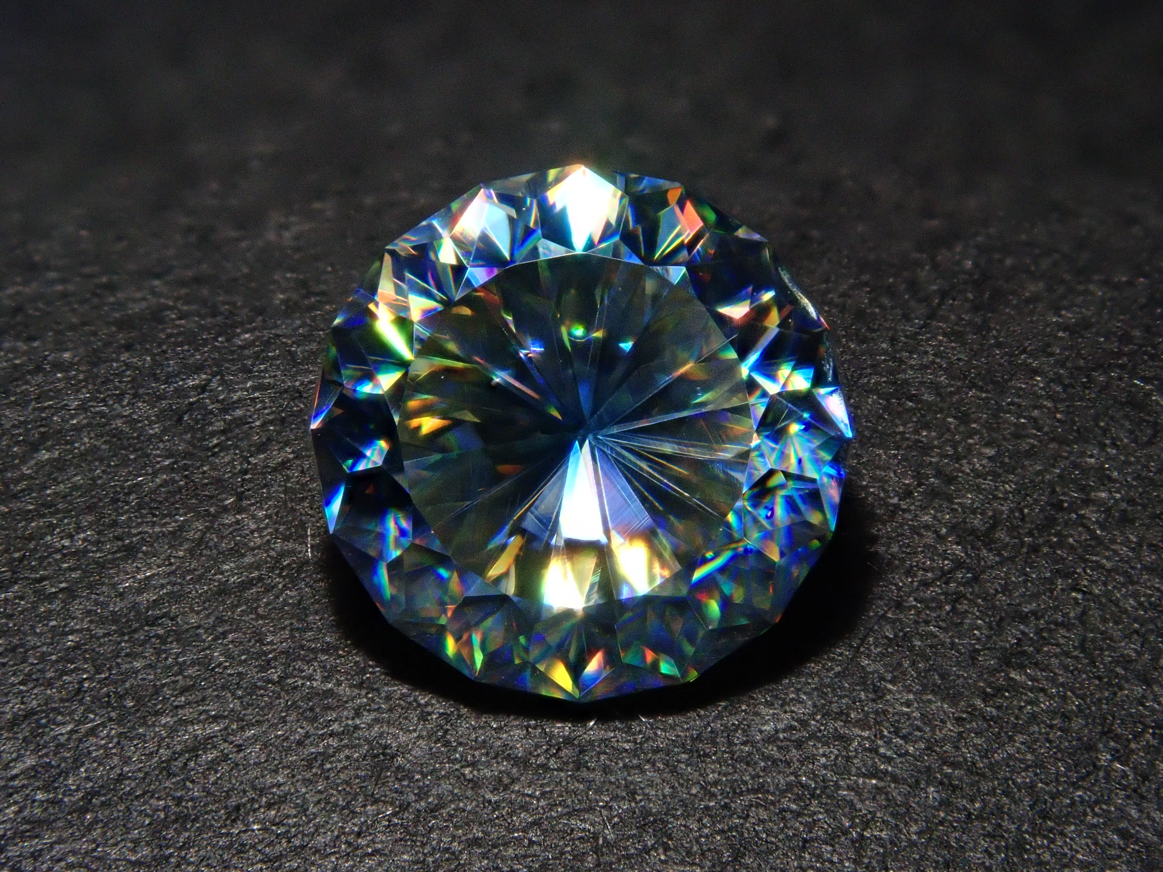 【11/23 22時販売】合成ルチル 6.1mm/1.312ctルース