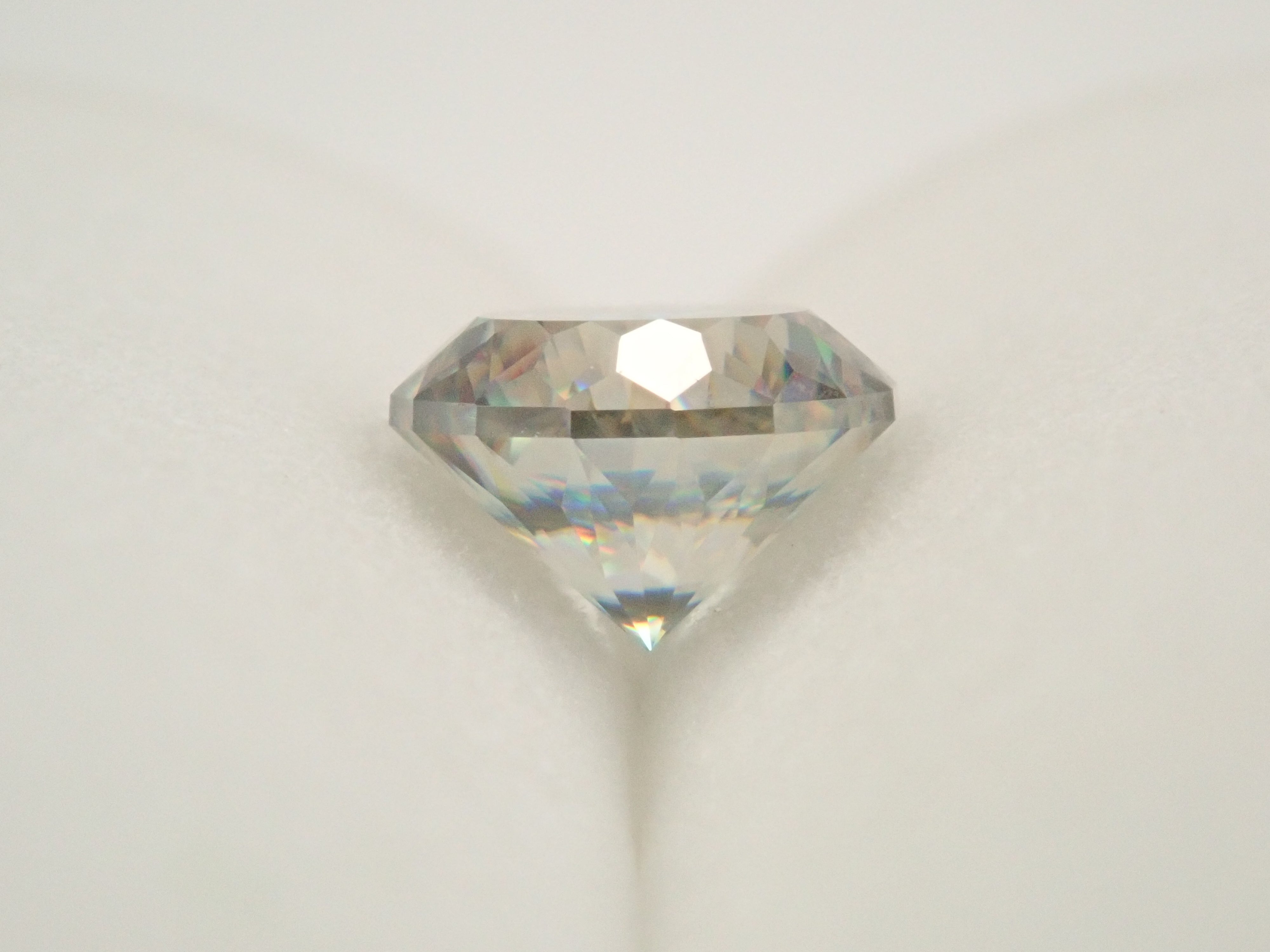 【11/23 22時販売】合成ルチル 6.1mm/1.312ctルース