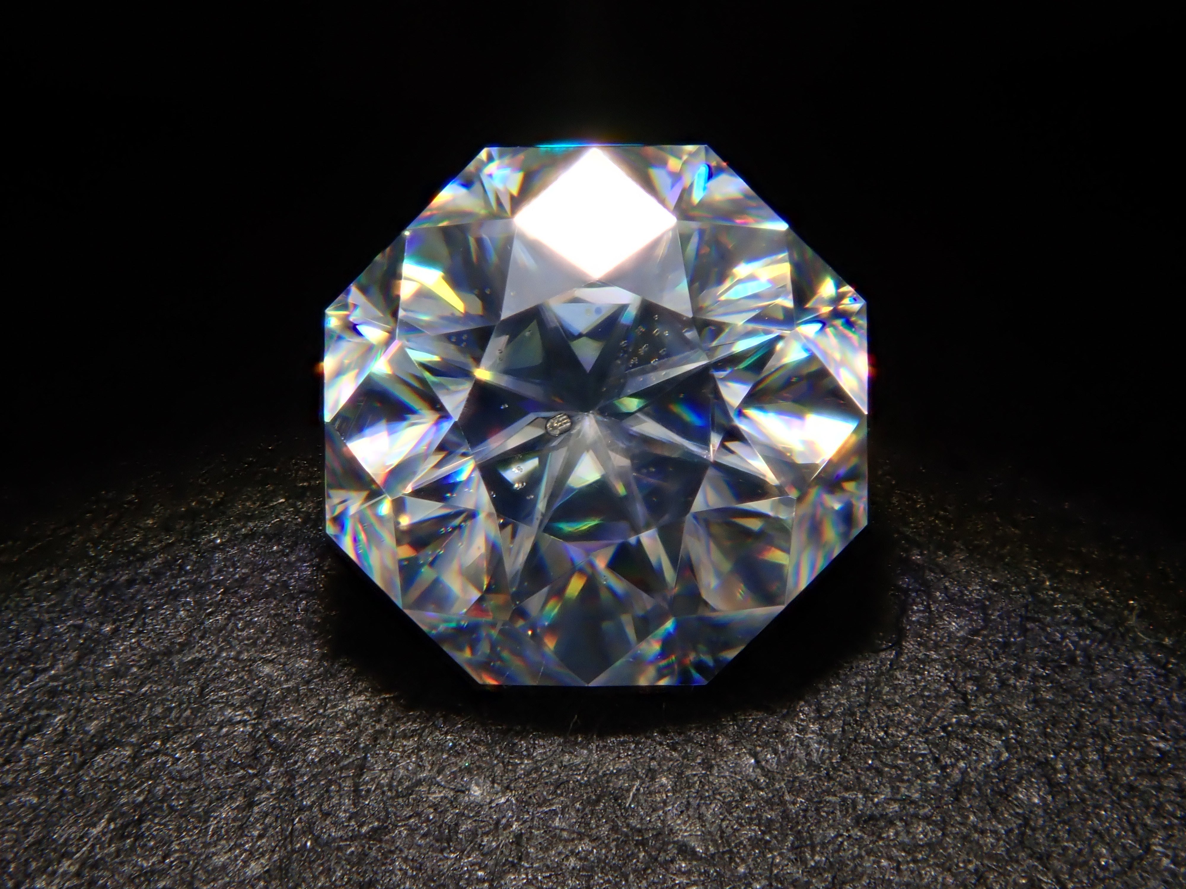 【12/25 22時販売】合成ルチル 0.538ctルース