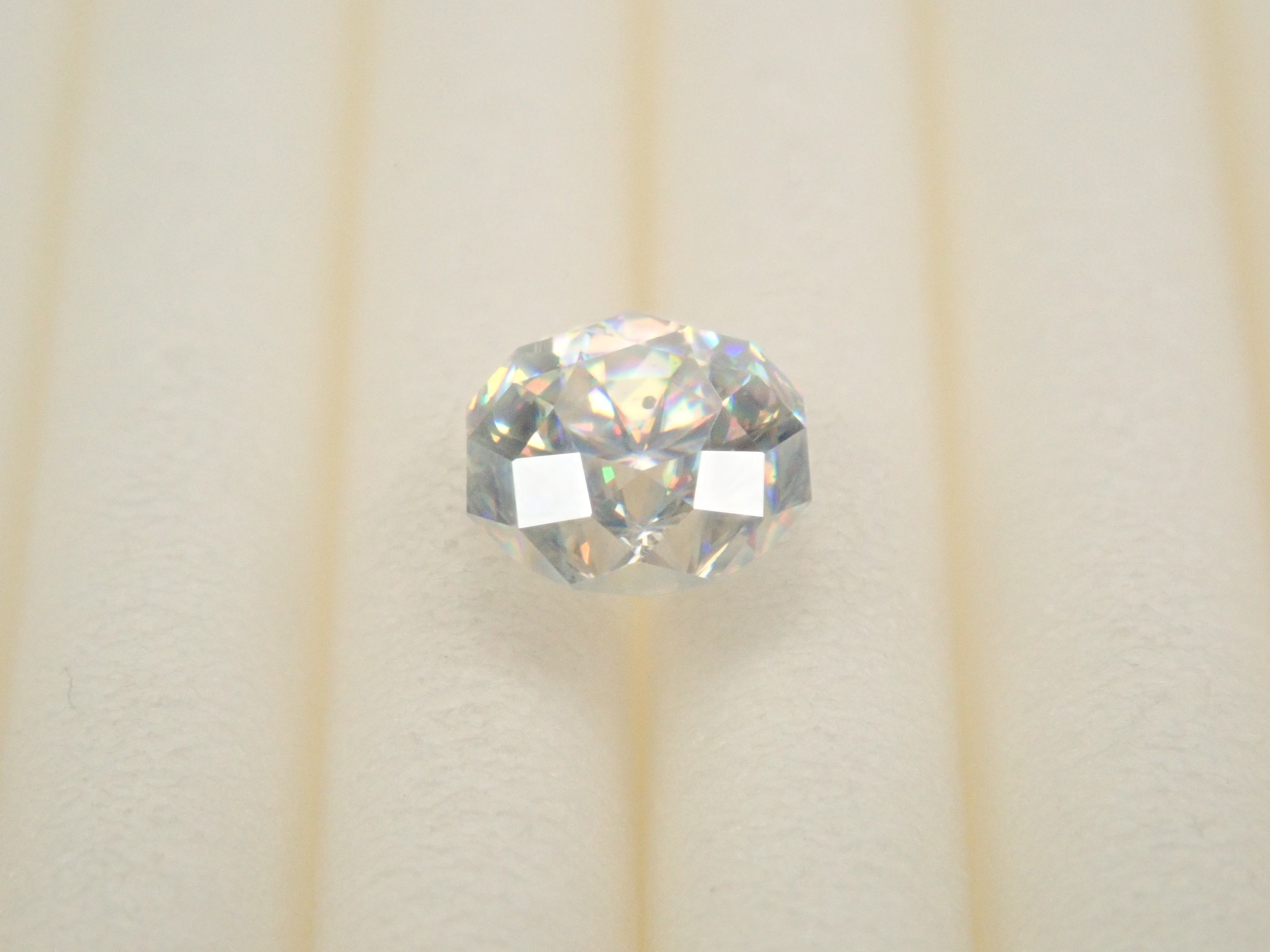 【12/25 22時販売】合成ルチル 0.538ctルース