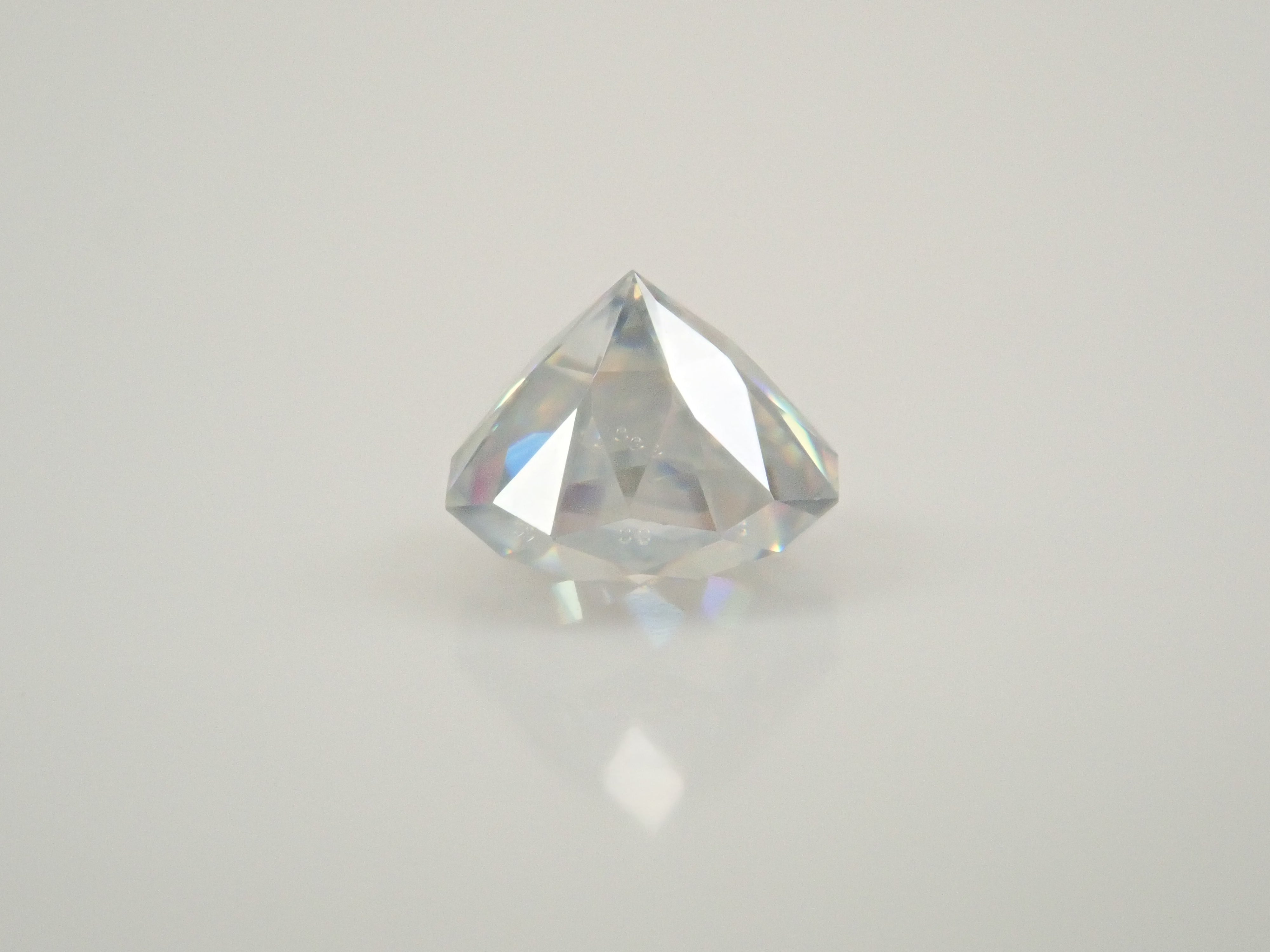 【12/25 22時販売】合成ルチル 0.538ctルース