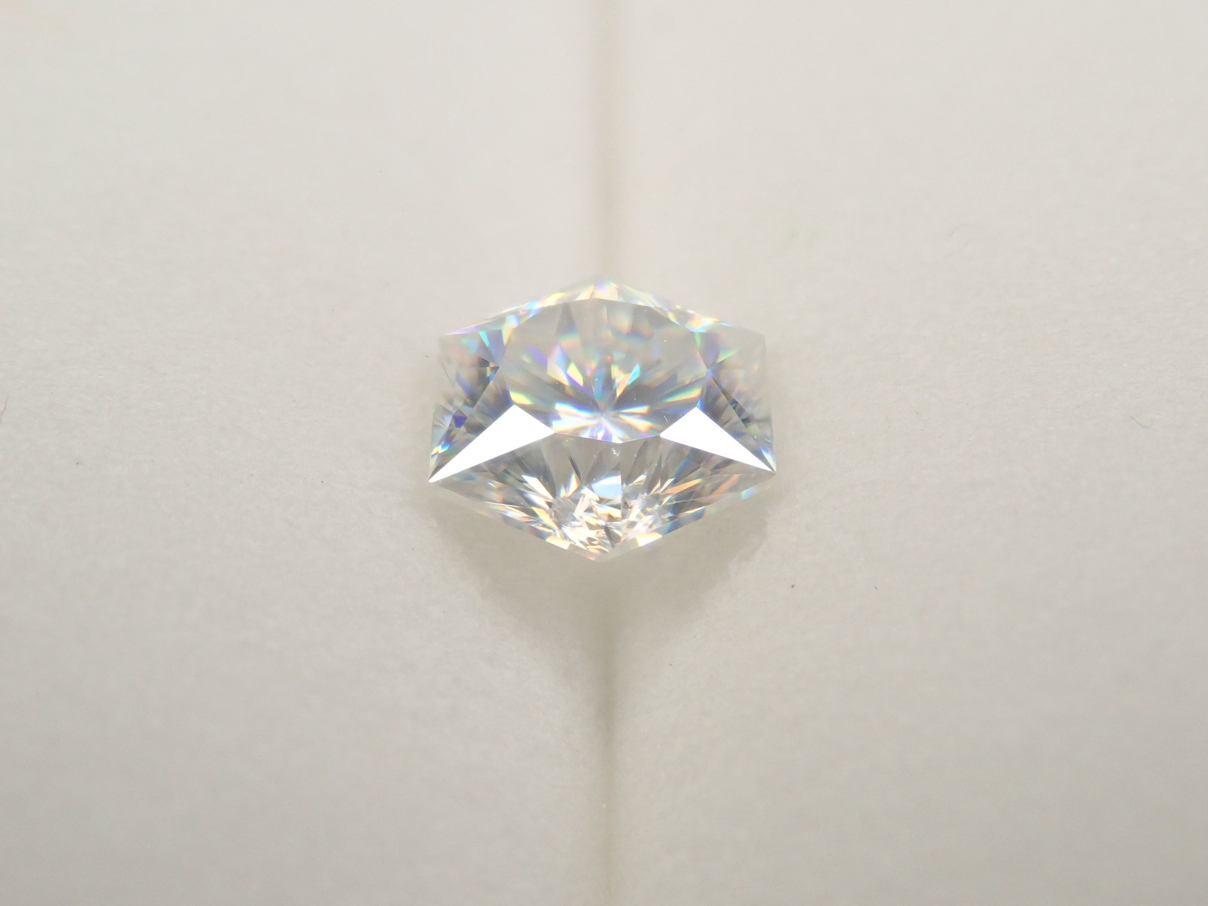 【11/16 22時販売】合成ルチル 1.407ctルース