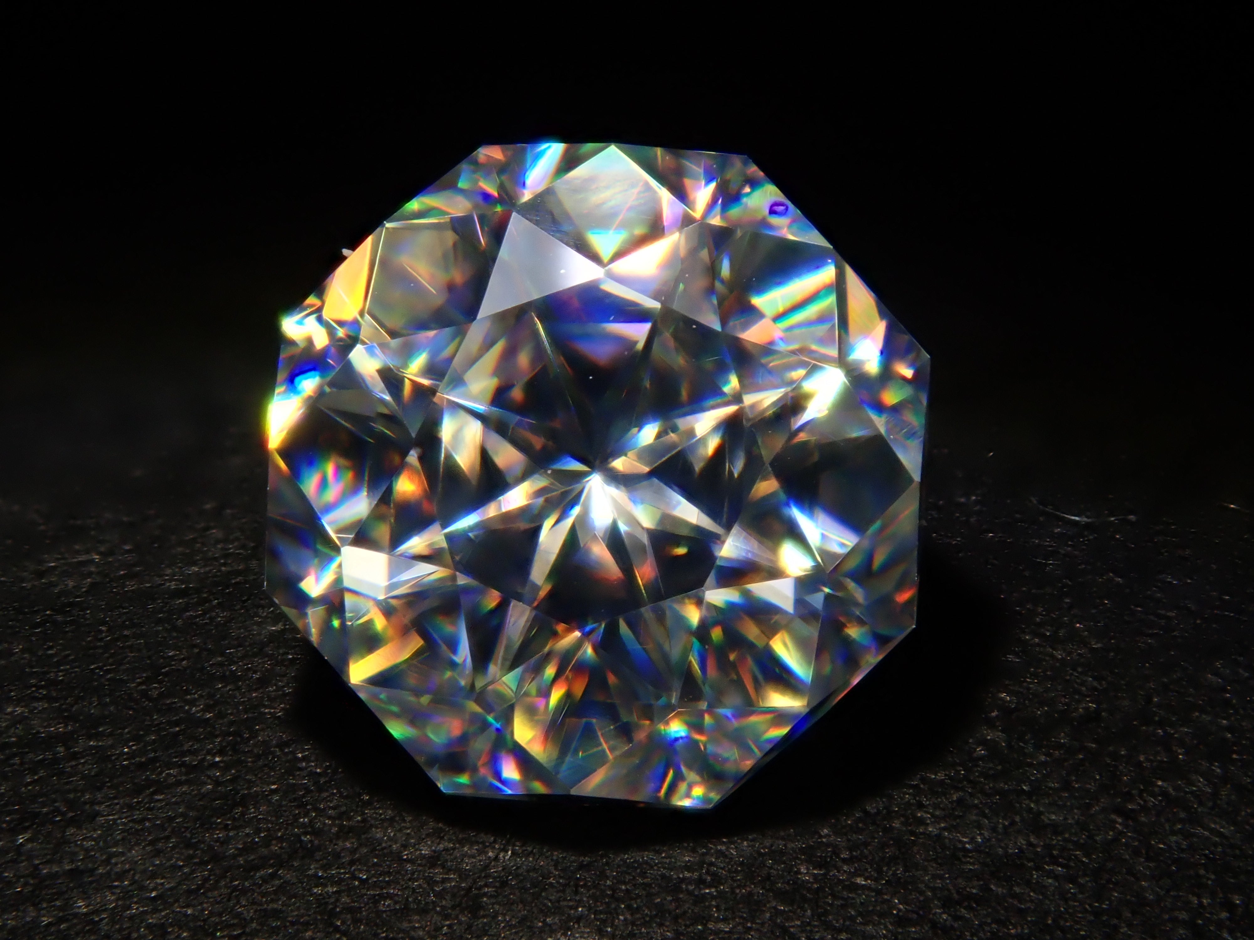 【11/27 22時販売】合成ルチル 6.2mm/1.490ctルース