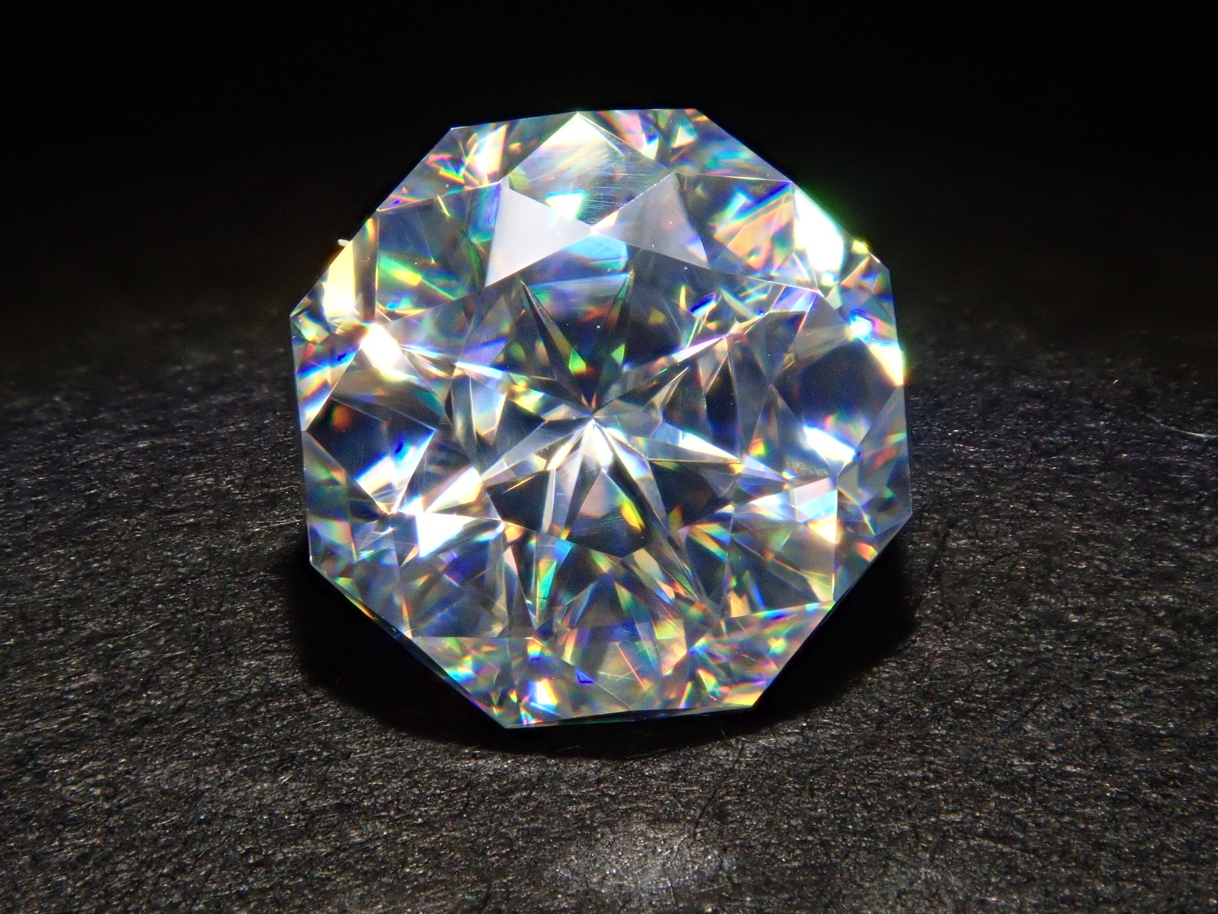 【11/27 22時販売】合成ルチル 6.2mm/1.490ctルース