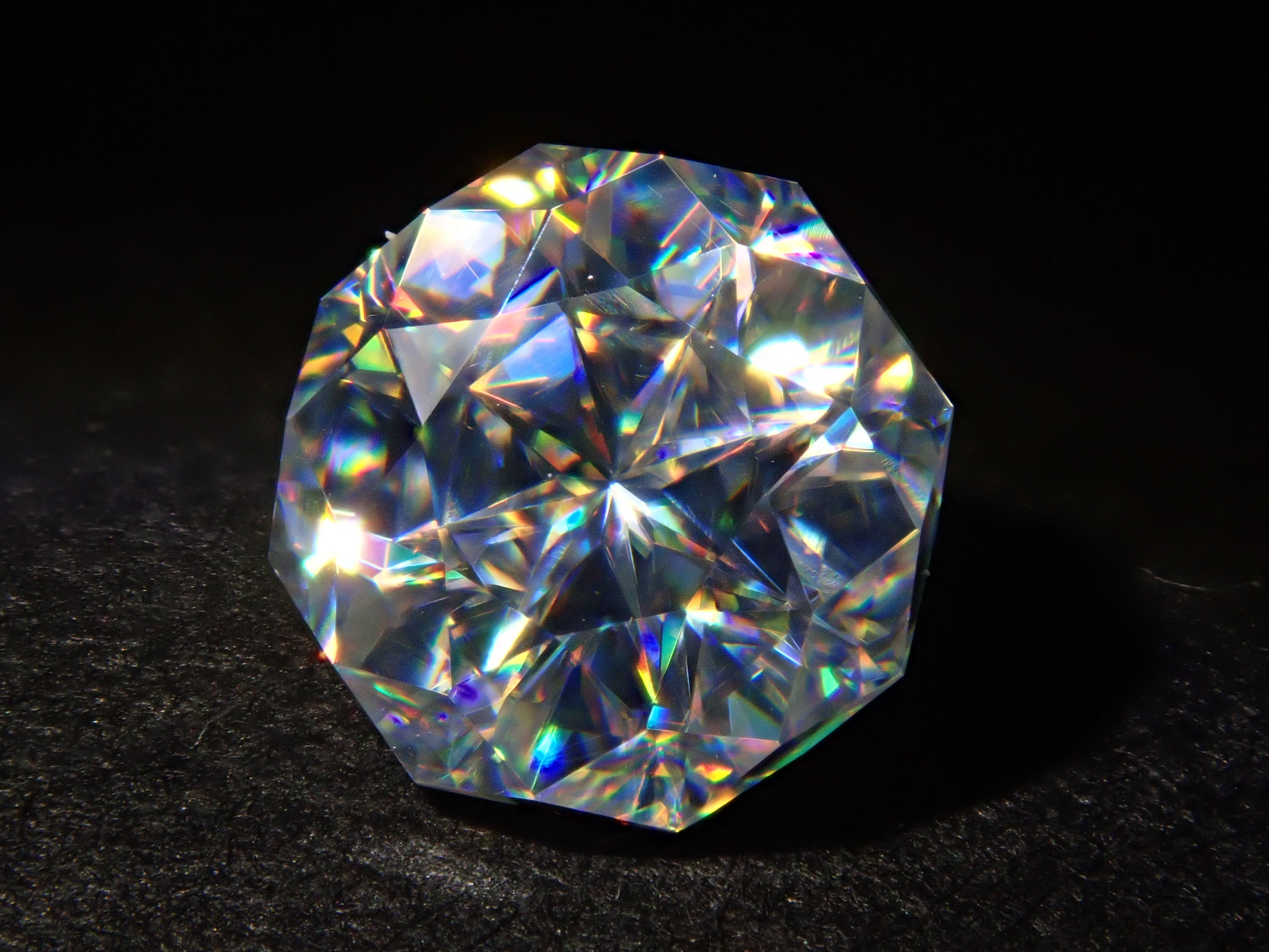 【11/27 22時販売】合成ルチル 6.2mm/1.490ctルース