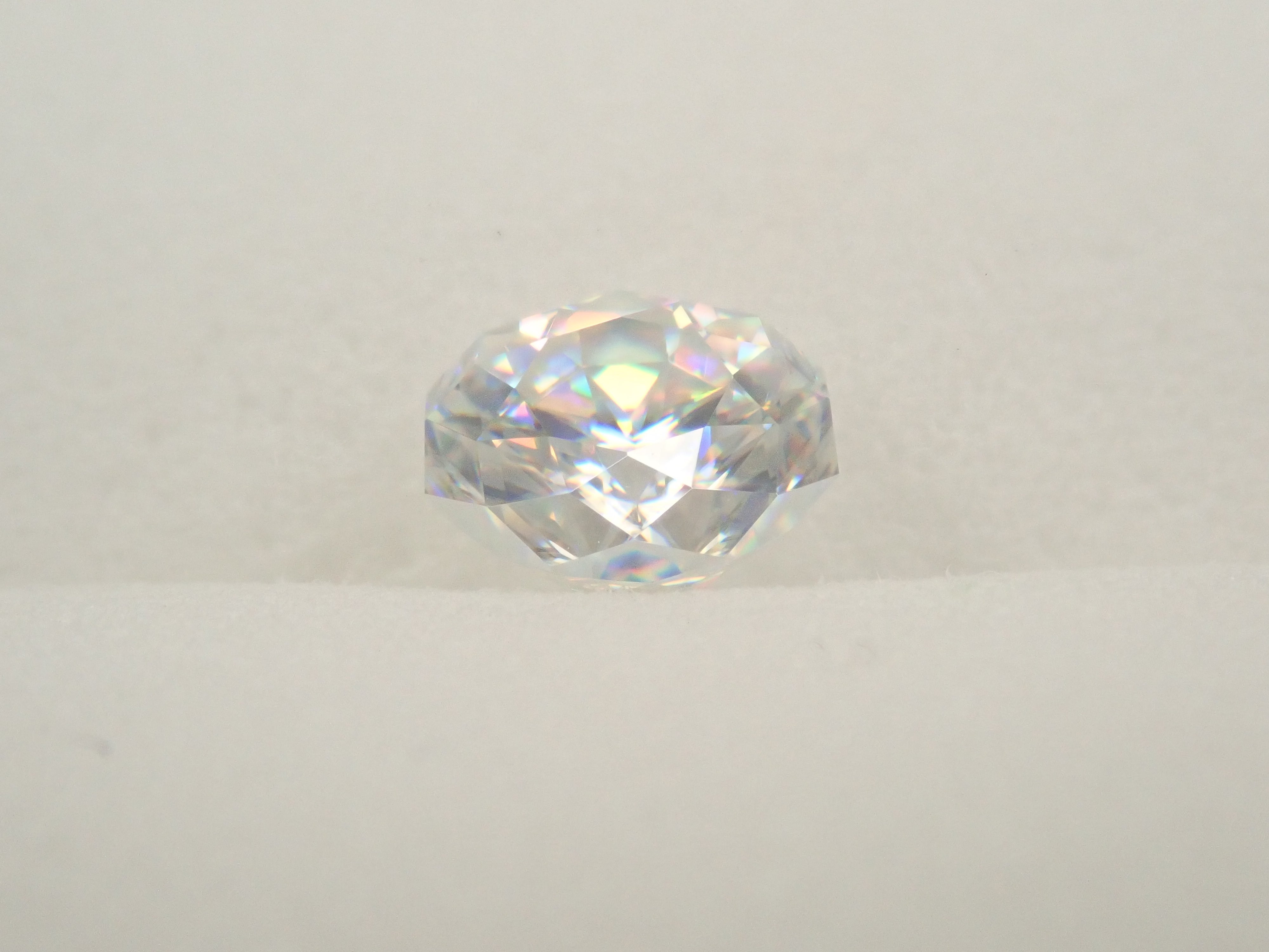 【11/27 22時販売】合成ルチル 6.2mm/1.490ctルース