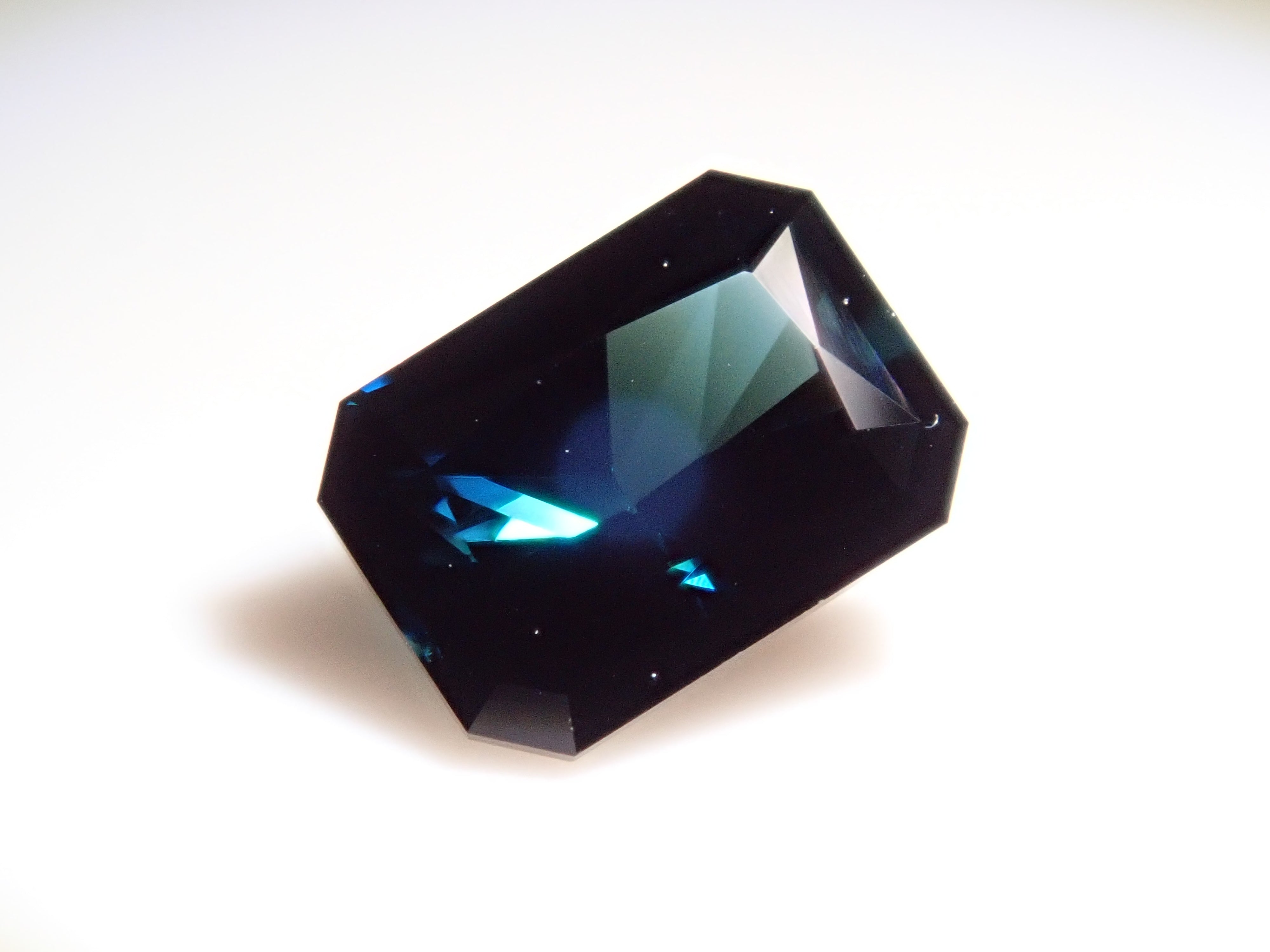 【11/18 22時販売】ブラジル産ブルートルマリン 0.987ctルース(ティールカラー)