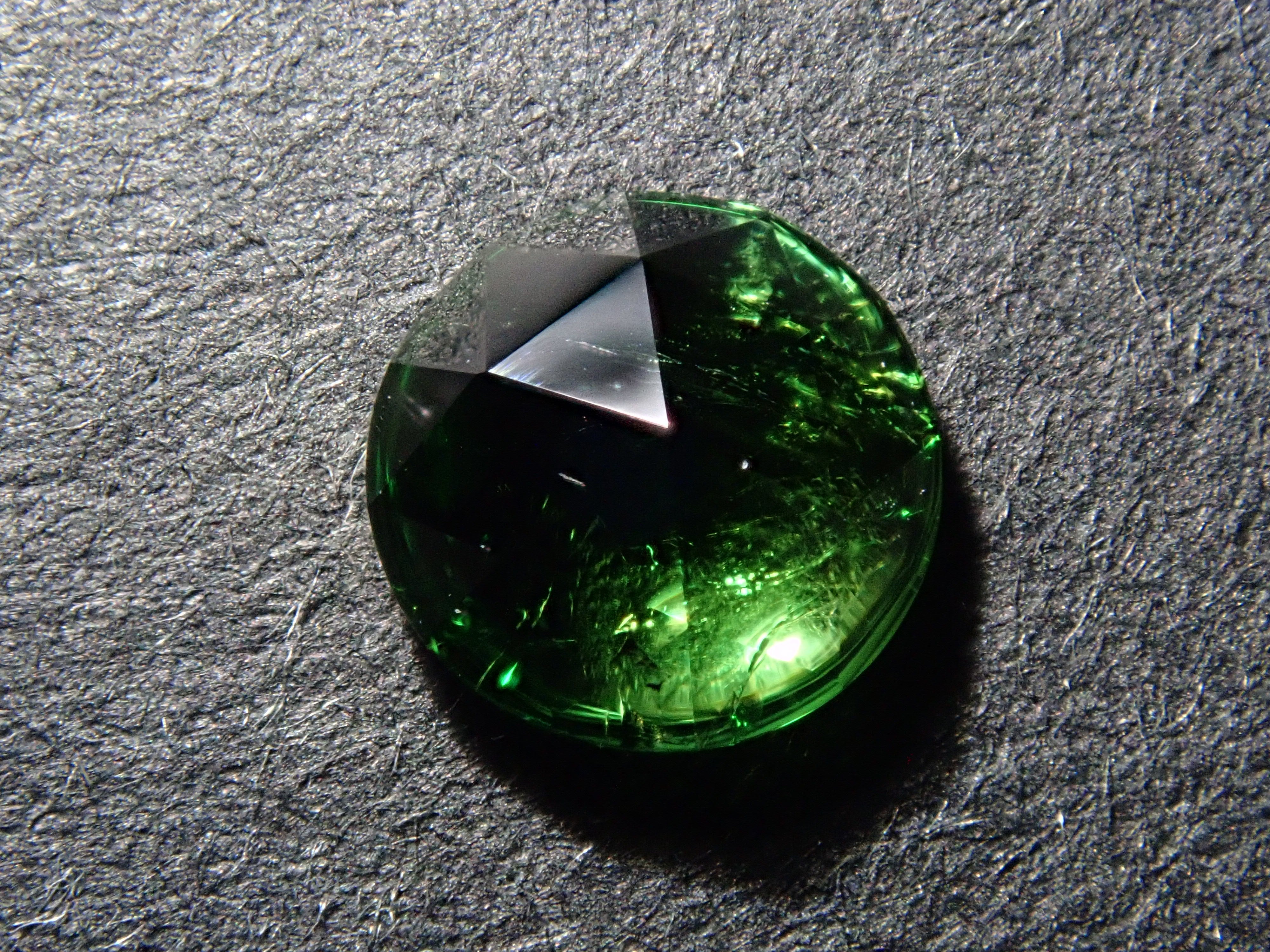 【11/18 22時販売】ブラジル産グリーントルマリン 5.0mm/0.401ctルース(ローズカット)