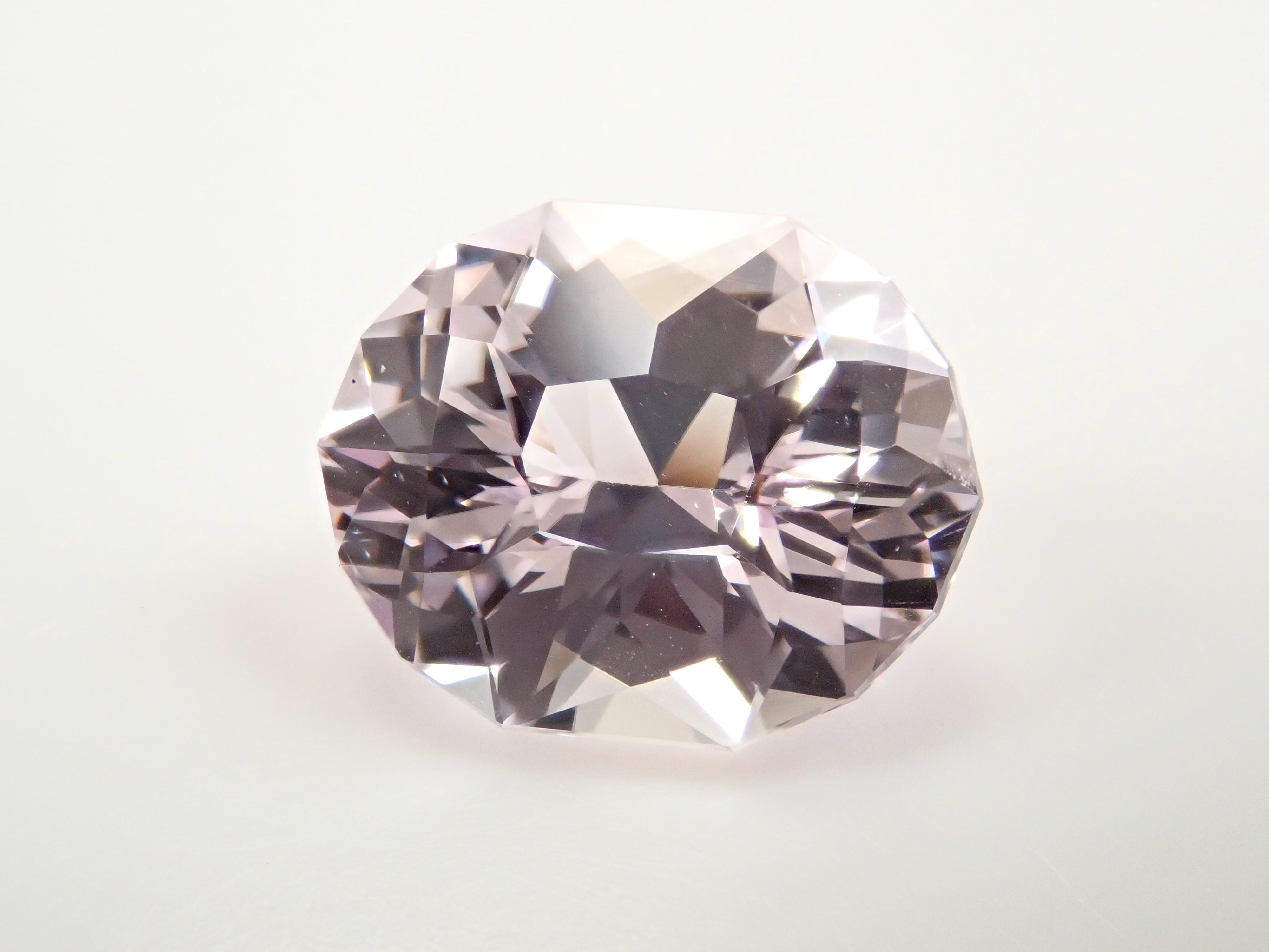 【11/18 22時販売】アフガニスタン産クンツァイト 7.335ctルース