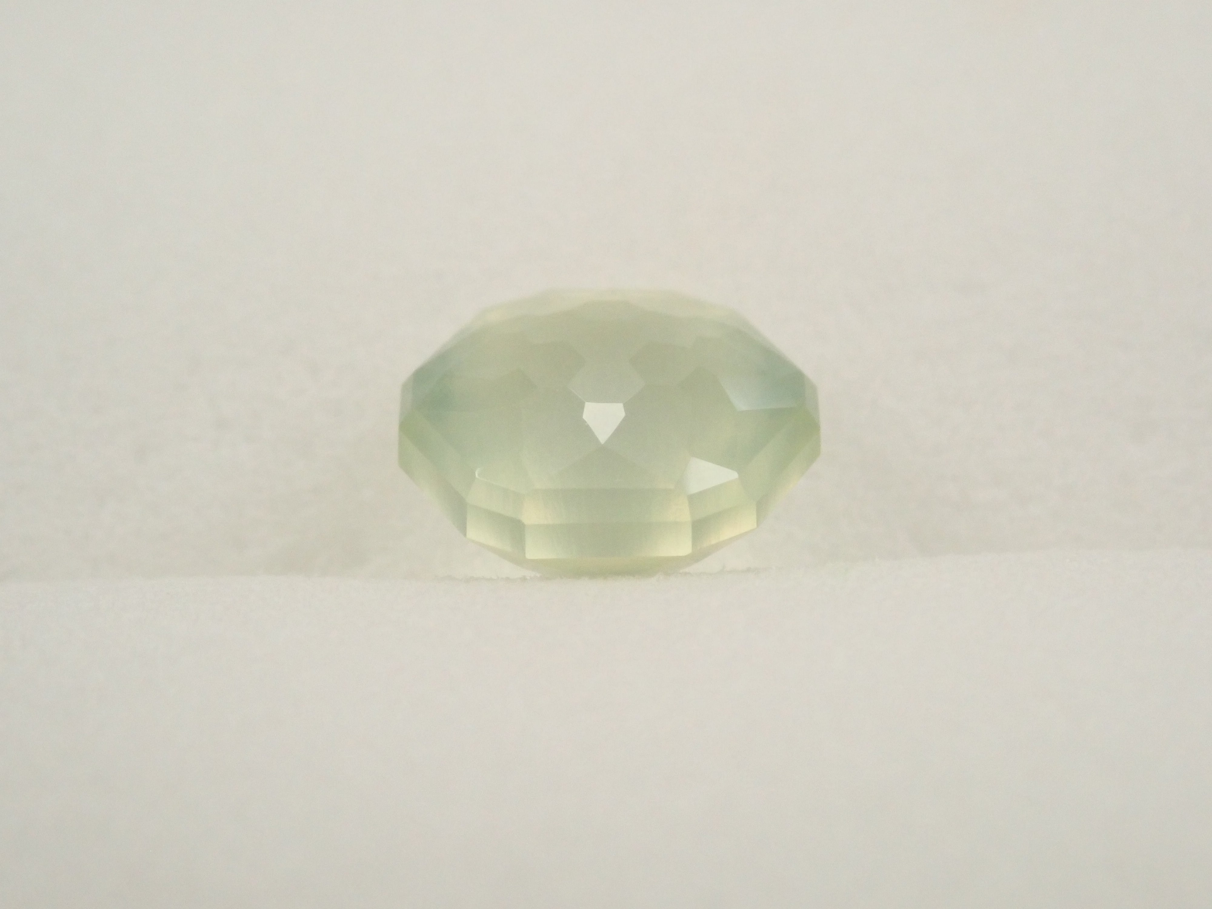 【11/18 22時販売】オーストラリア産プレーナイト 1.705ctルース