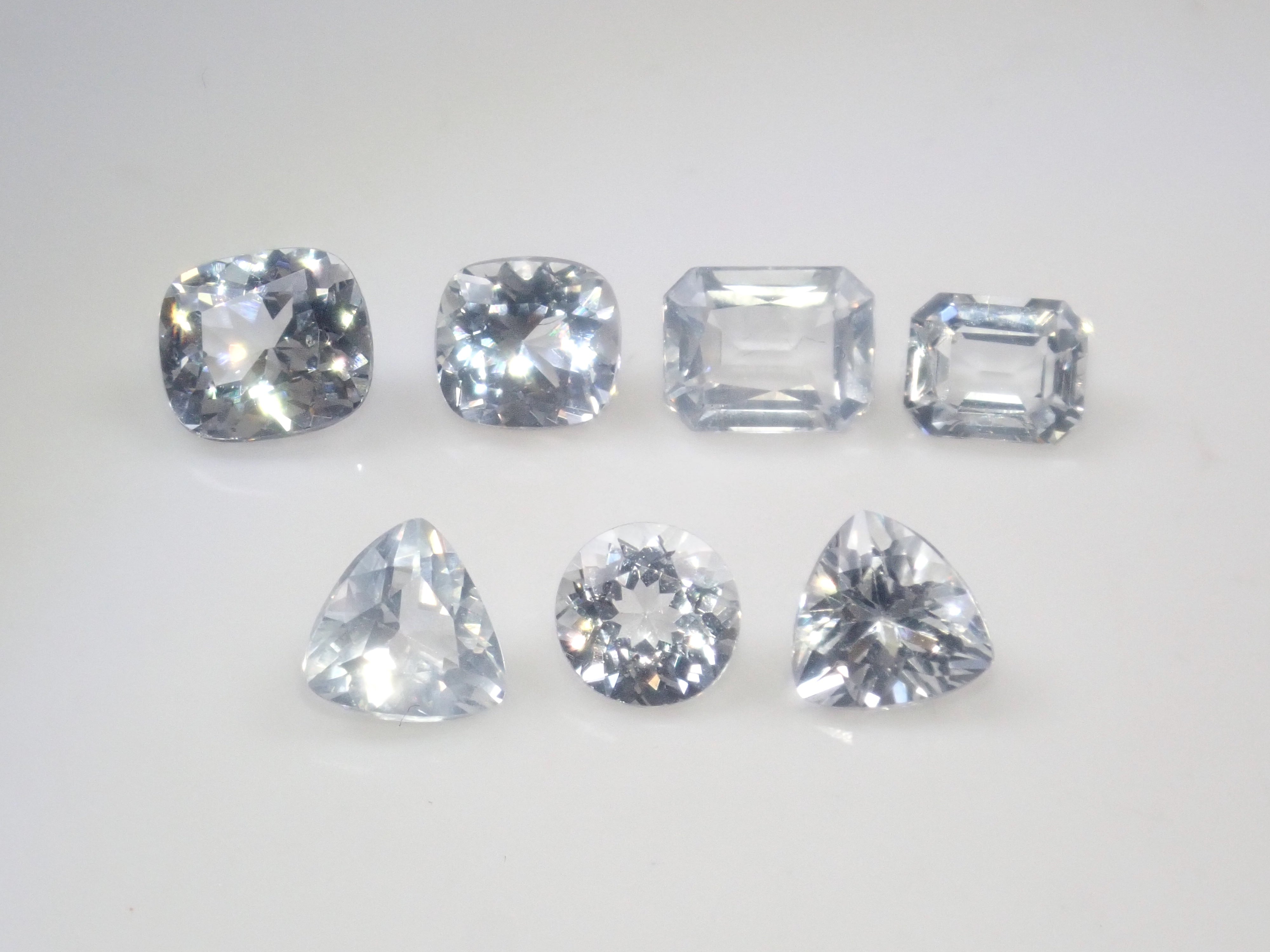 【11/15 22時販売】《限定7石》マダガスカル産カラーレスアパタイト1石ルース(全石鑑別書付き,平均0.60ct)《複数購入割引有》