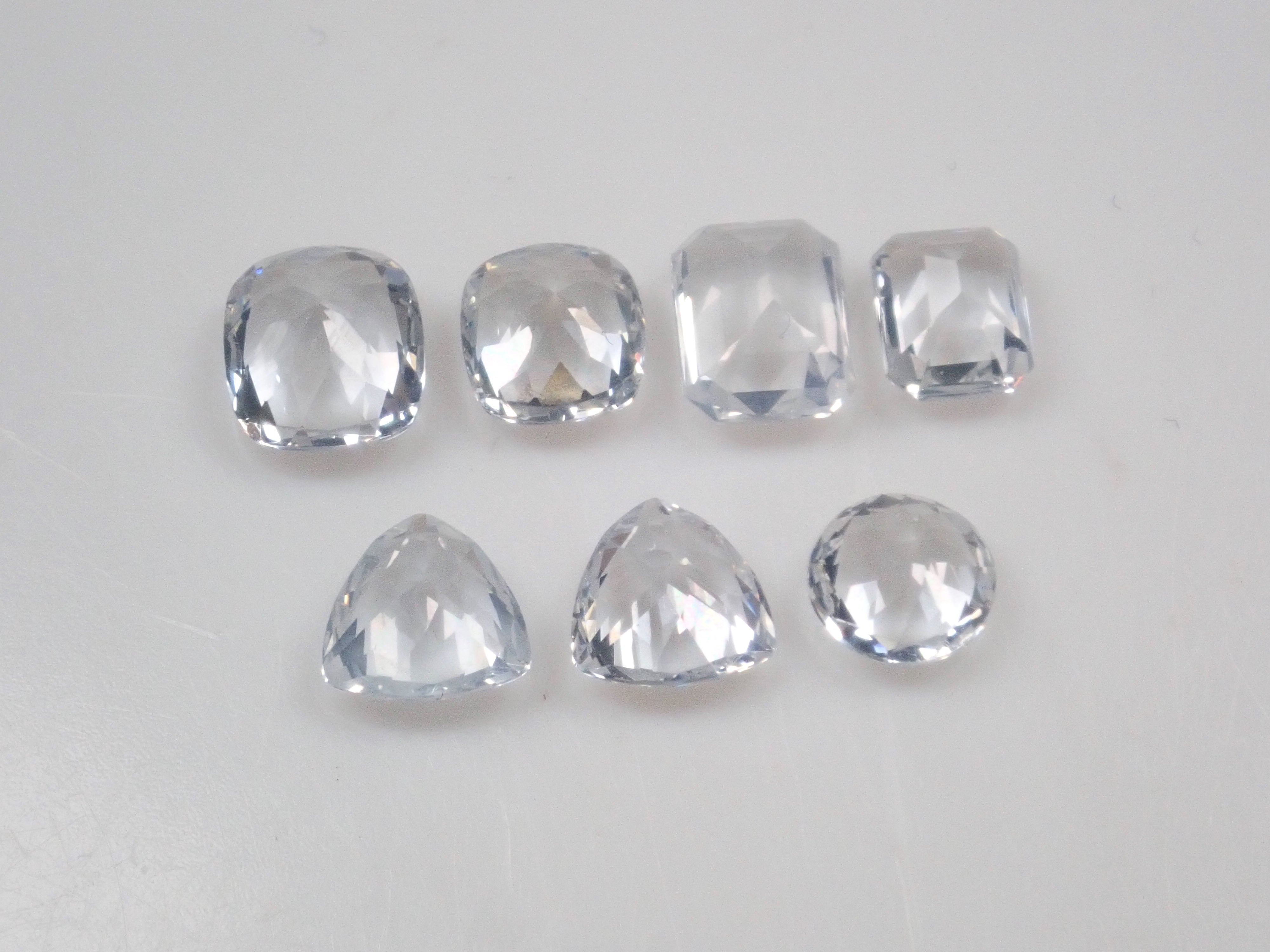 【11/15 22時販売】《限定7石》マダガスカル産カラーレスアパタイト1石ルース(全石鑑別書付き,平均0.60ct)《複数購入割引有》