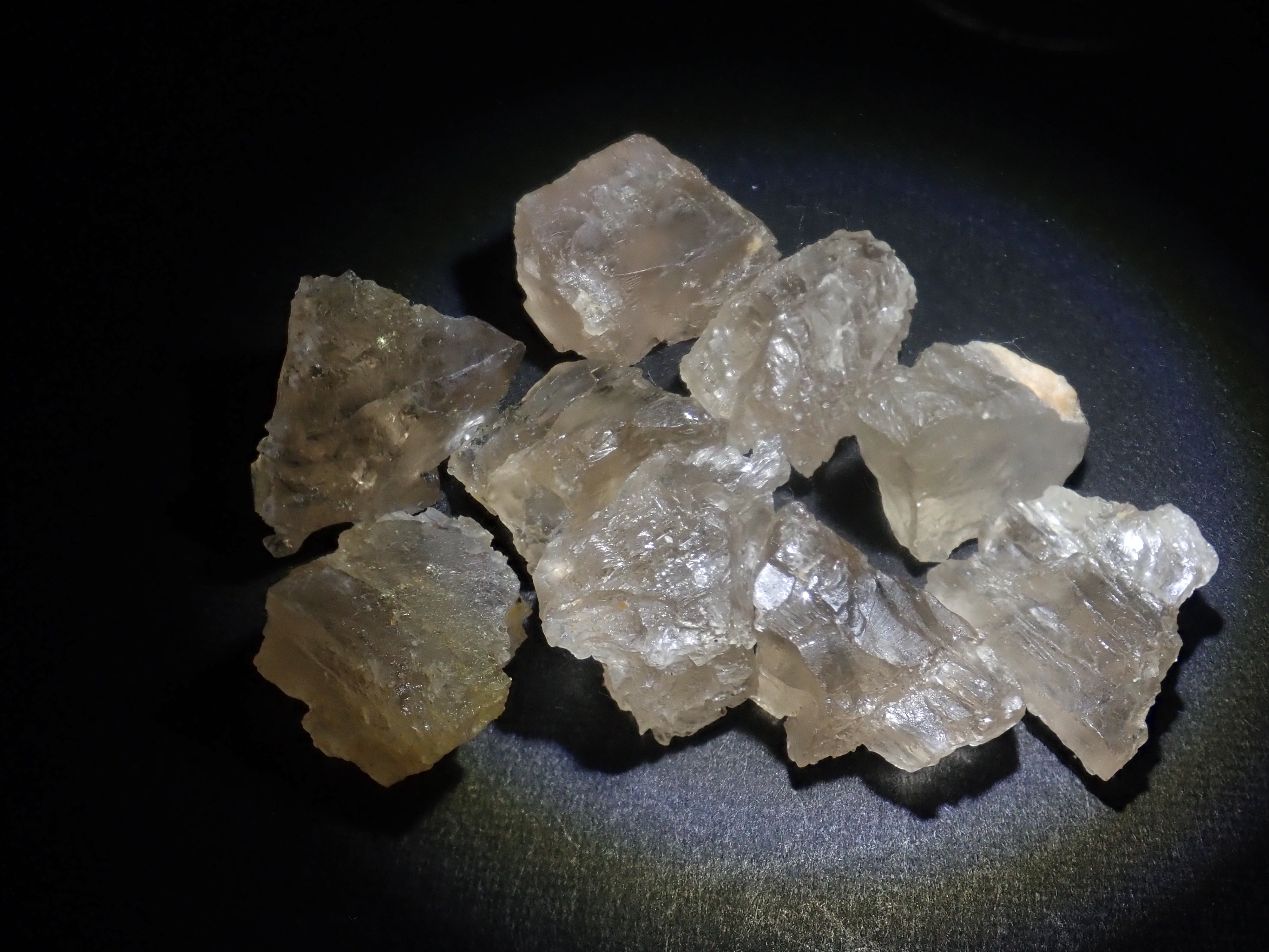 【11/15 22時販売】ミャンマー産ペタライト1石原石(平均6.0ct)《複数購入割引有》