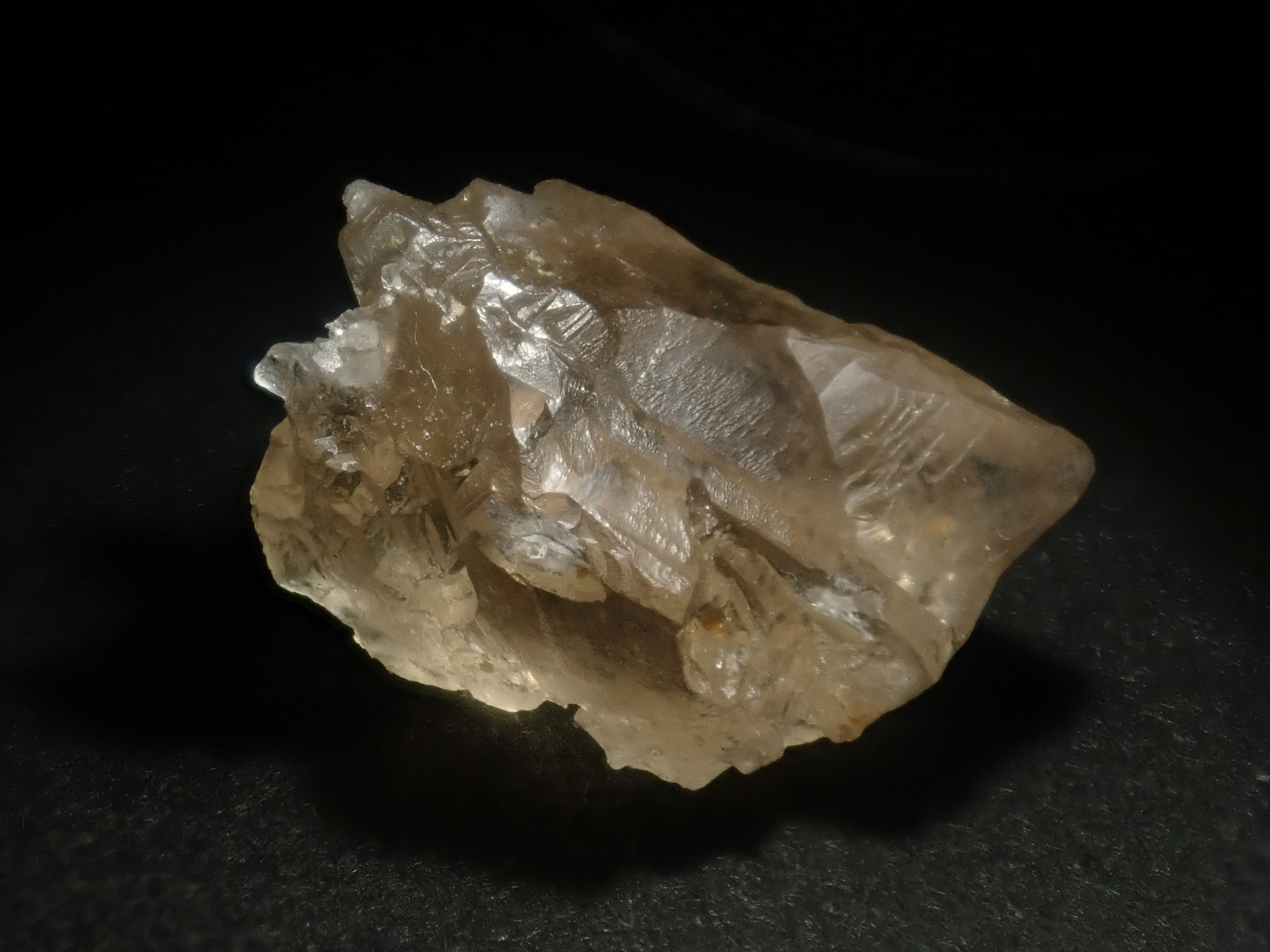 【11/15 22時販売】ミャンマー産ペタライト1石原石(平均6.0ct)《複数購入割引有》