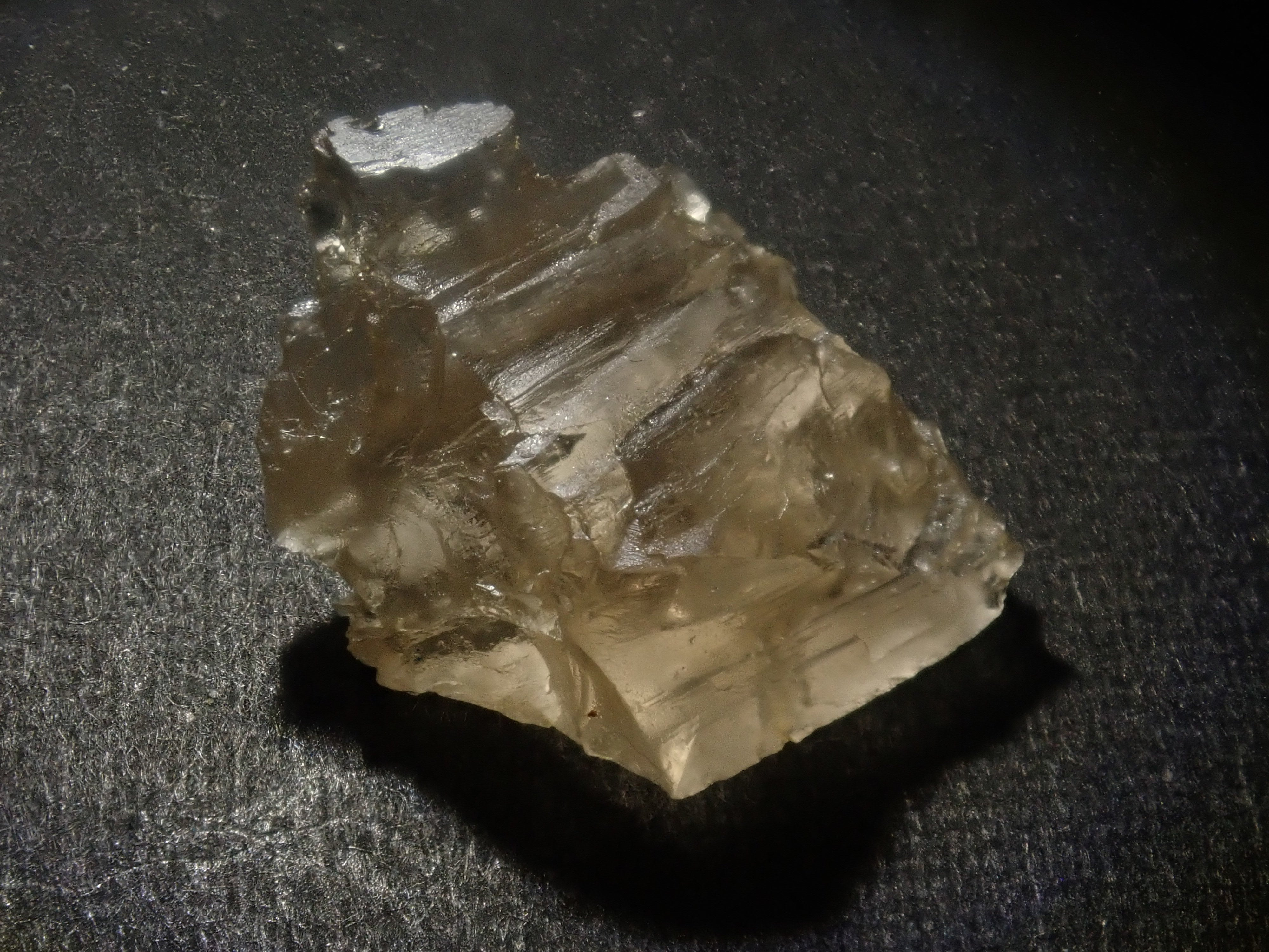 【11/15 22時販売】ミャンマー産ペタライト1石原石(平均6.0ct)《複数購入割引有》