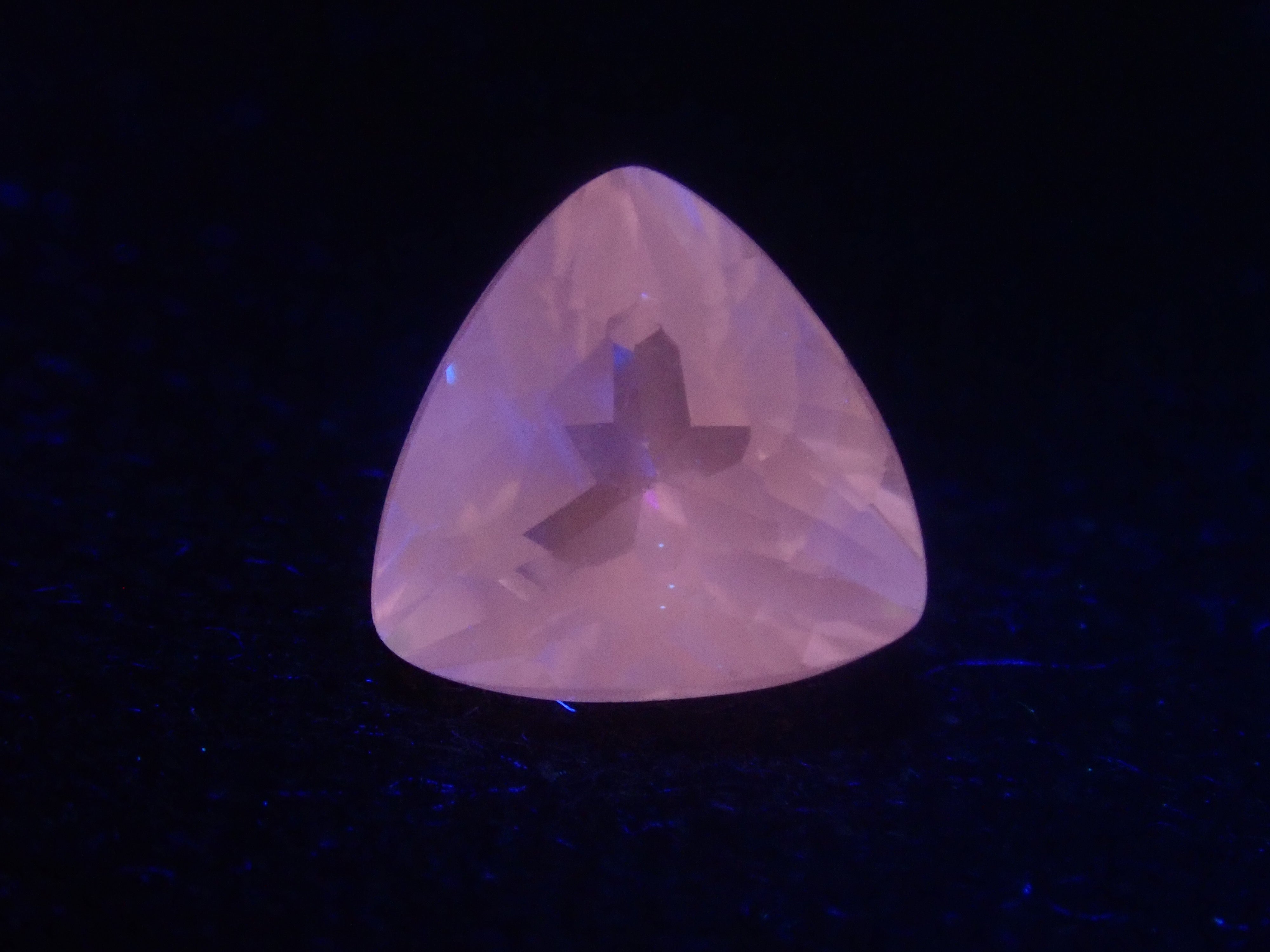 【11/15 22時販売】《限定7石》マダガスカル産カラーレスアパタイト1石ルース(全石鑑別書付き,平均0.60ct)《複数購入割引有》