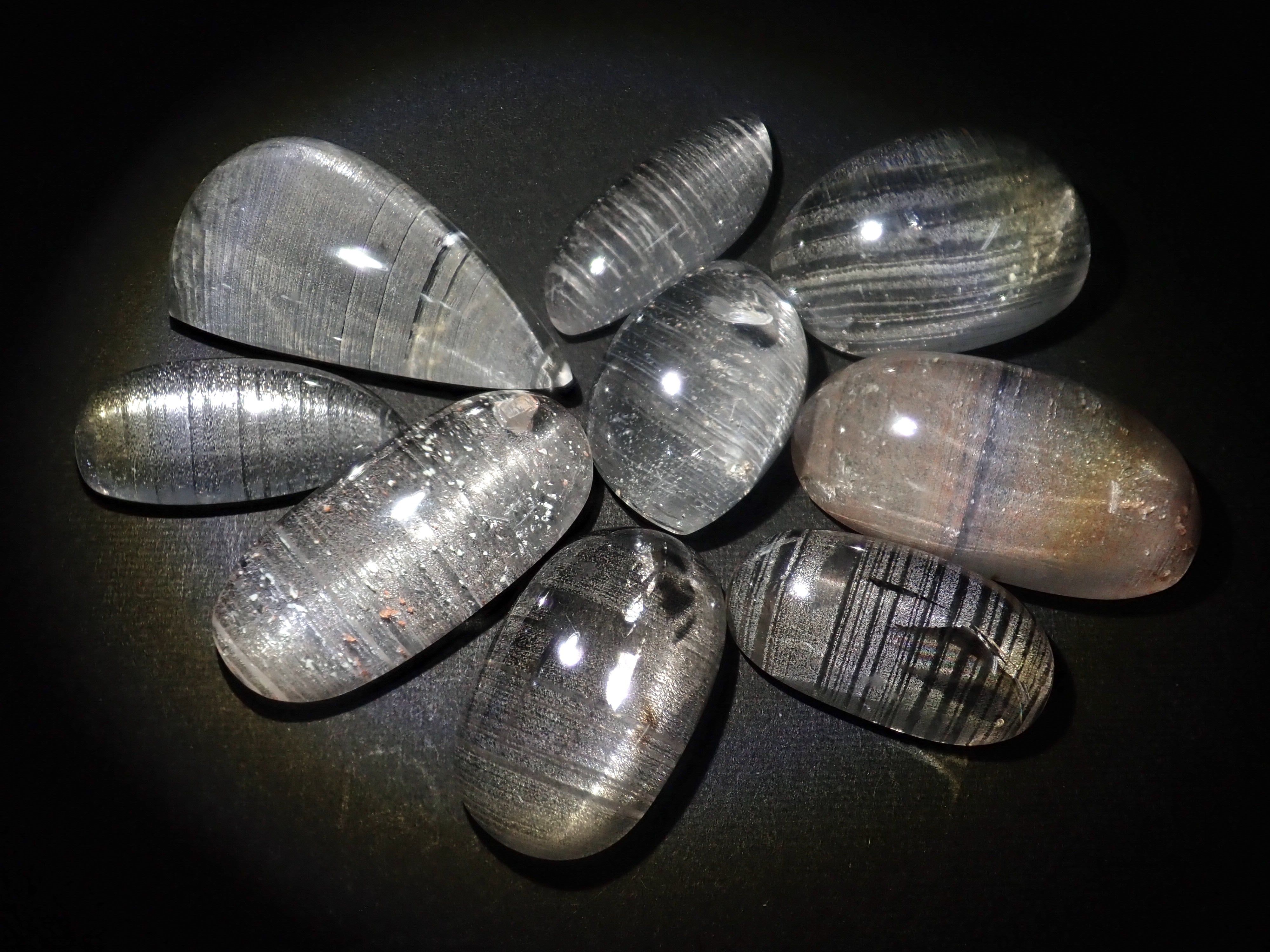 【11/15 22時販売開始】《限定9石》ストライプ水晶1石ルース(ロッククリスタル,平均26ct)《複数購入割引有》