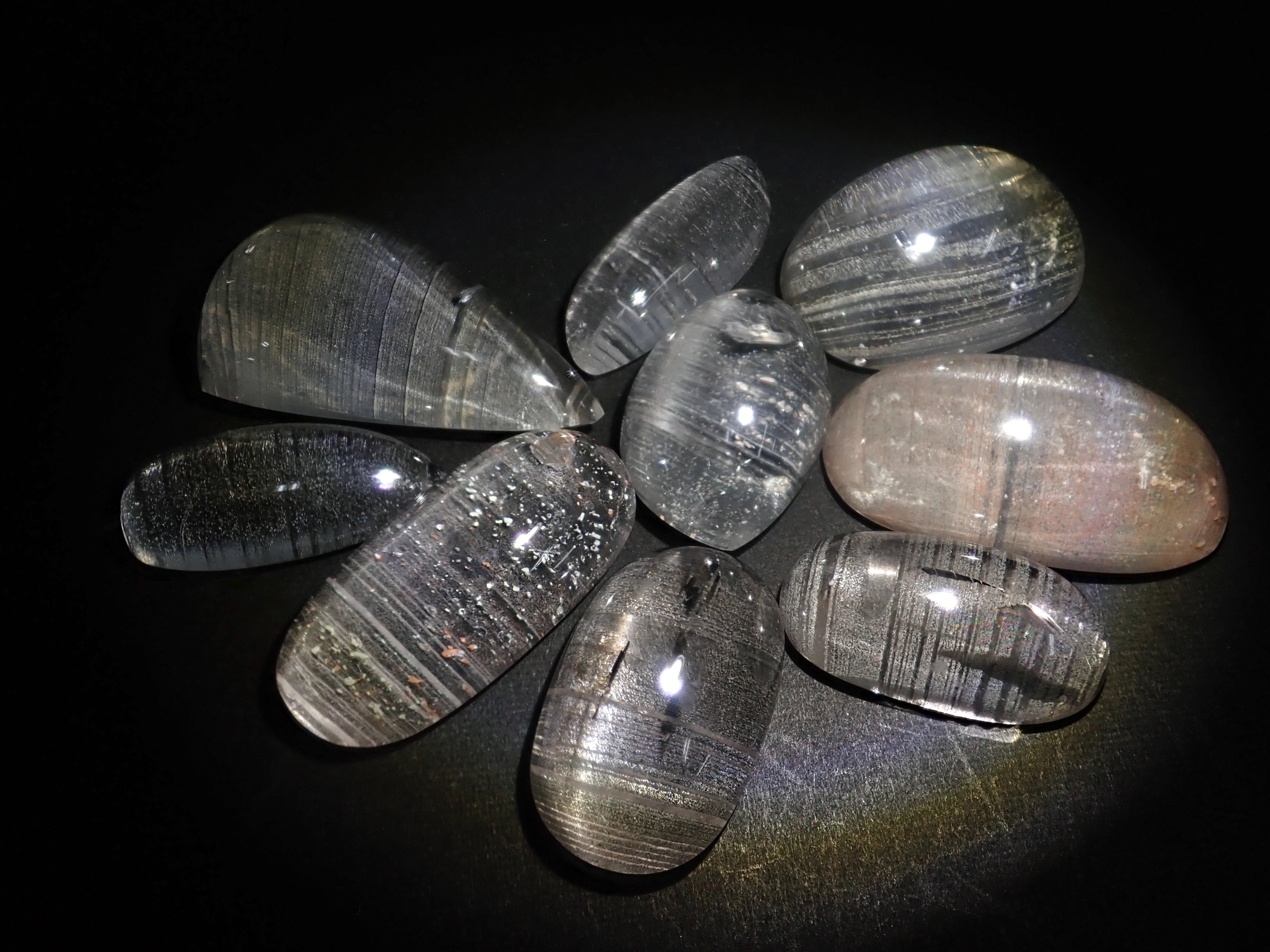 【11/15 22時販売開始】《限定9石》ストライプ水晶1石ルース(ロッククリスタル,平均26ct)《複数購入割引有》