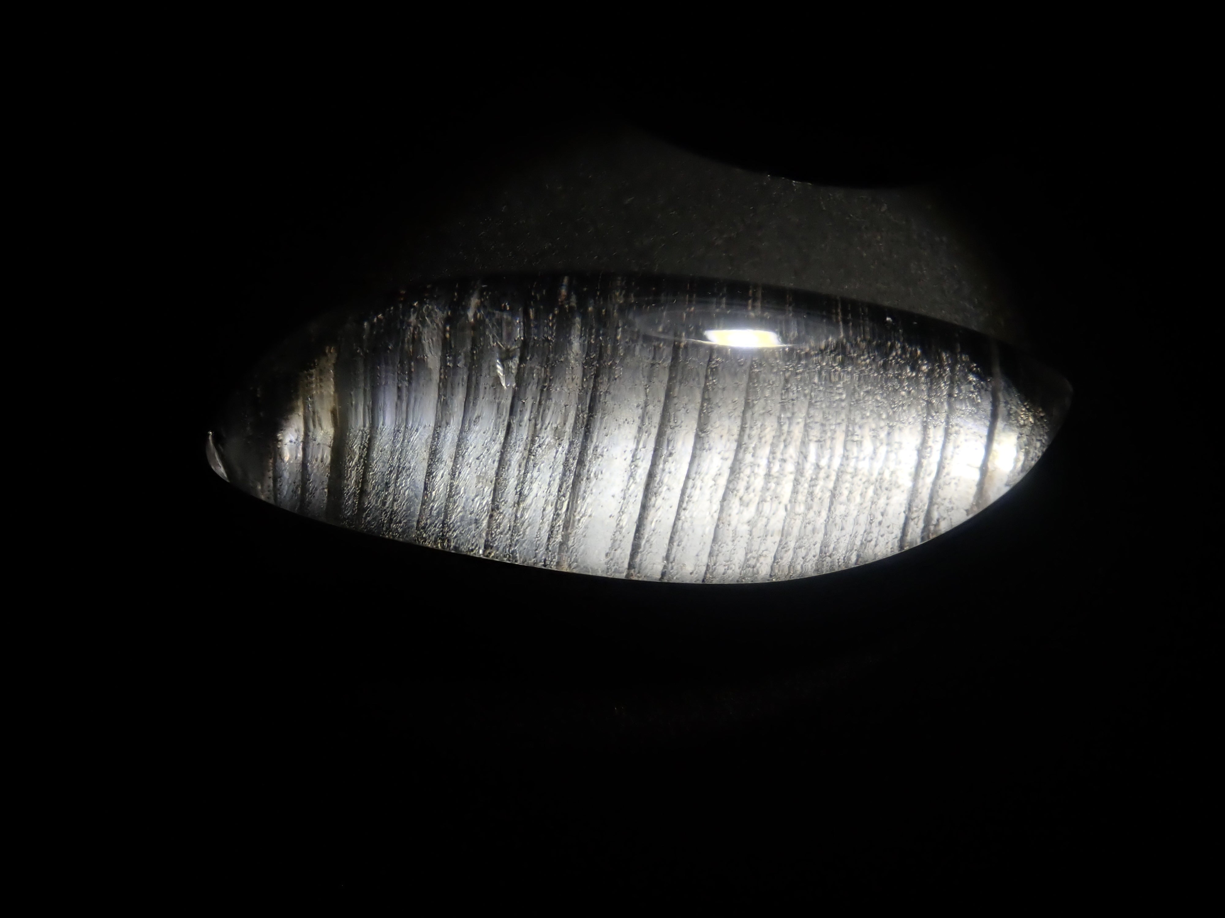 【11/15 22時販売開始】《限定9石》ストライプ水晶1石ルース(ロッククリスタル,平均26ct)《複数購入割引有》