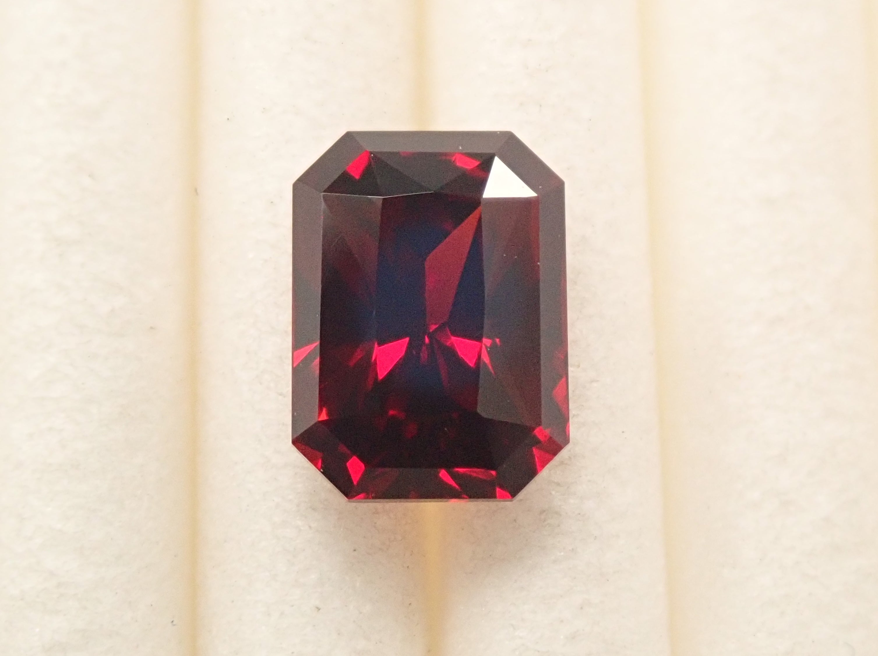 【11/29 22時販売】タンザニア産アルマンディンガーネット 1.282ctルース