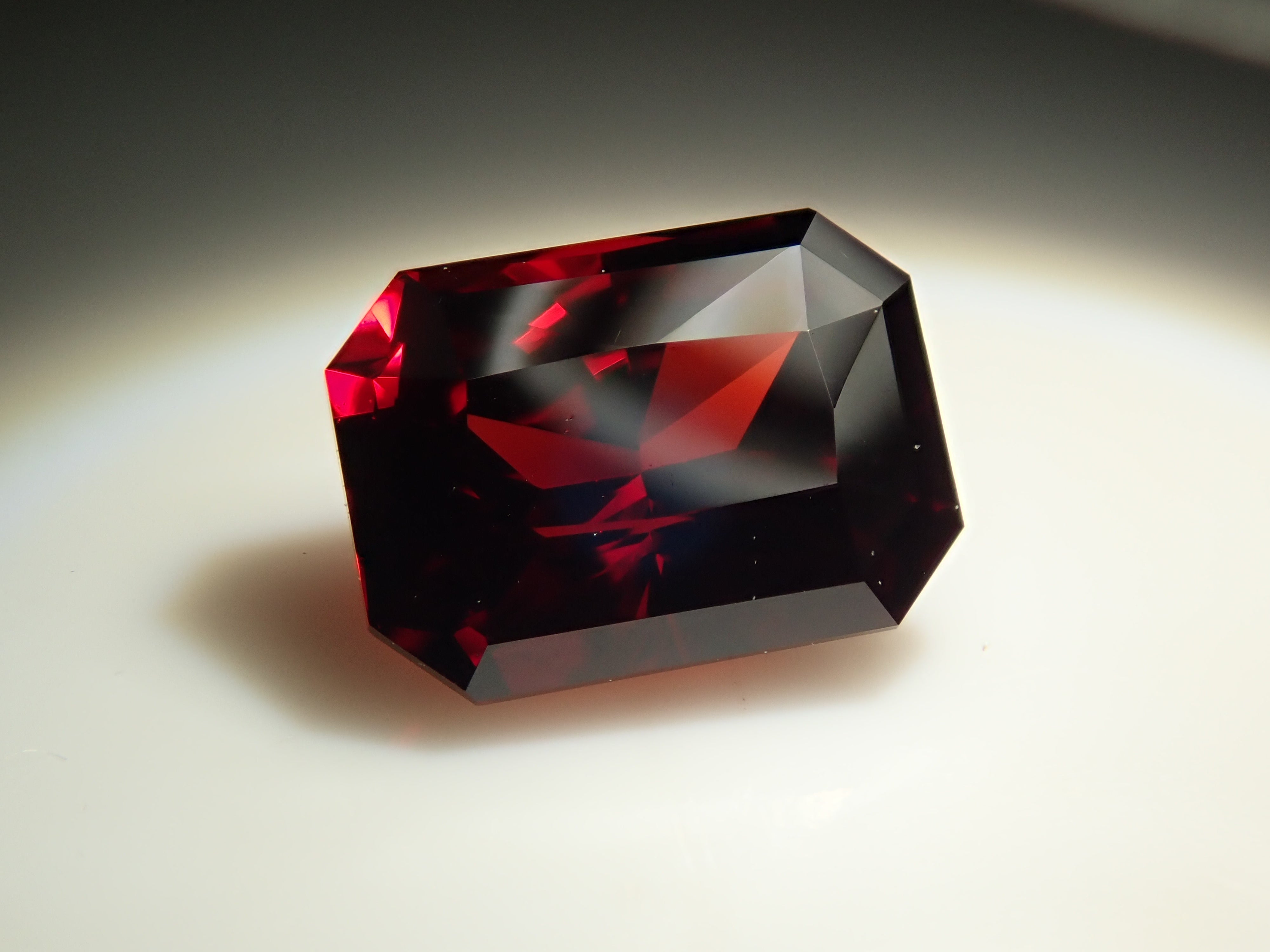 【11/29 22時販売】タンザニア産アルマンディンガーネット 1.282ctルース