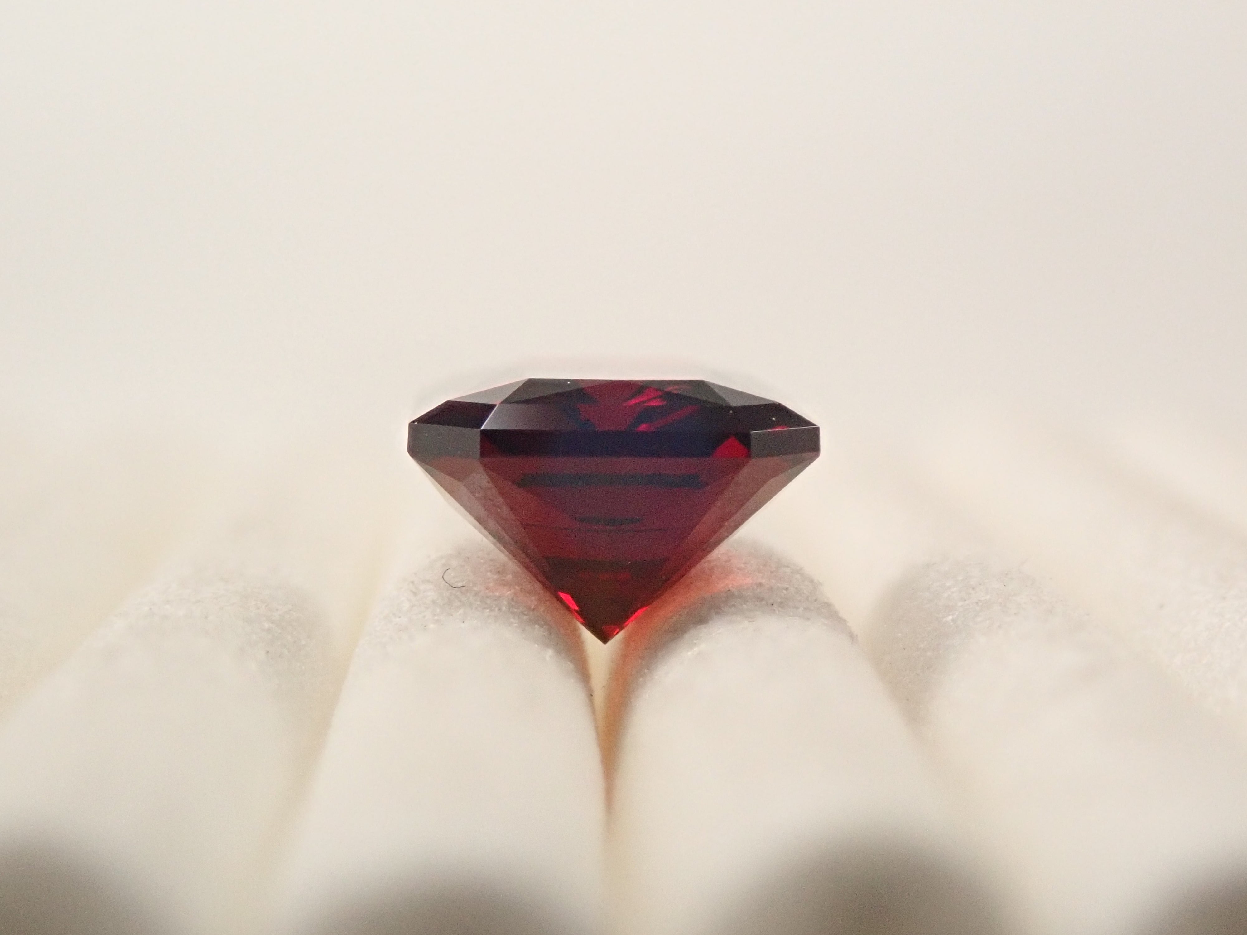 【11/29 22時販売】タンザニア産アルマンディンガーネット 2.697ctルース