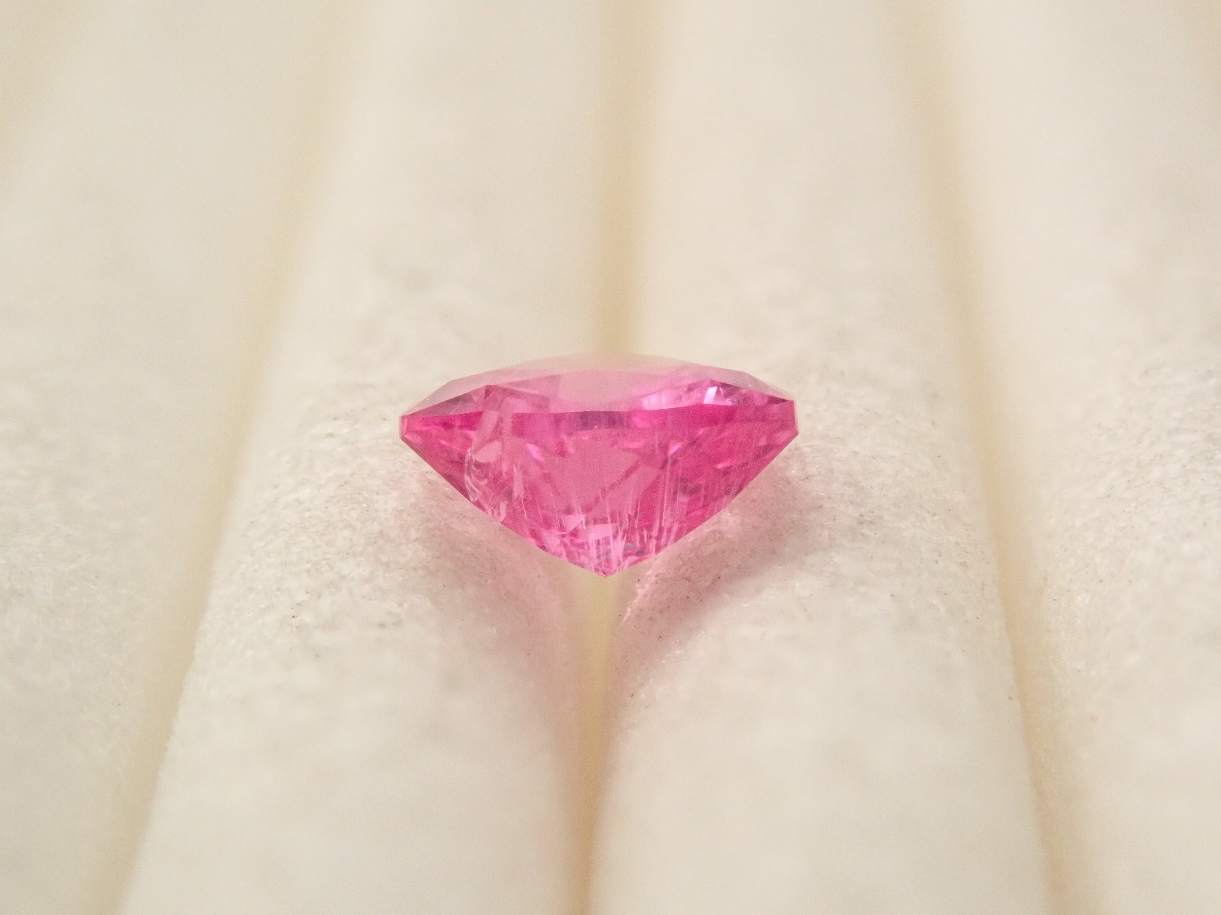 【12/2 22時販売】グリーンランド産サファイア 0.271ctルース 証明書付