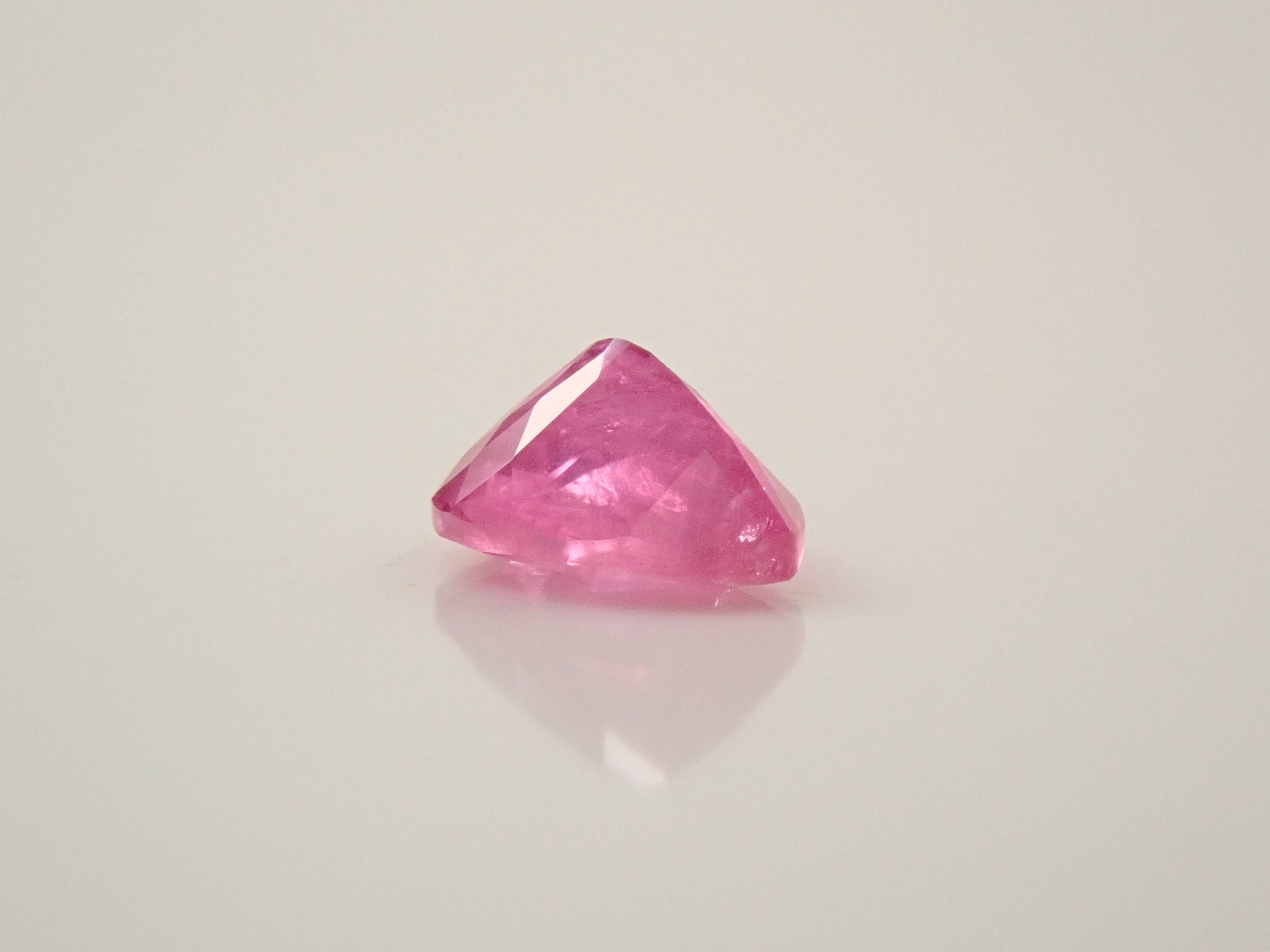 【11/29 22時販売】グリーンランド産ルビー 0.266ctルース 証明書