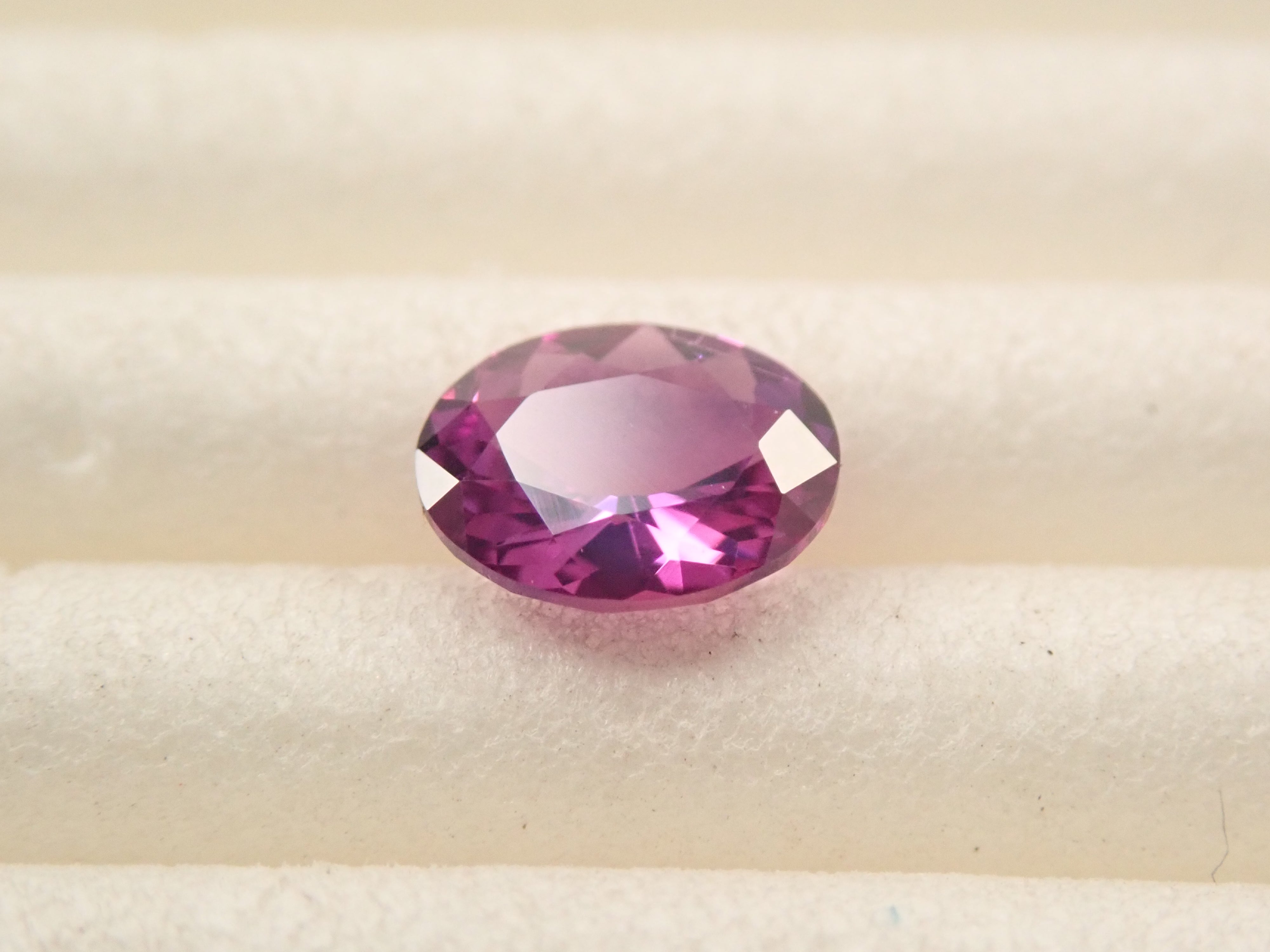 【12/7 22時販売】スリランカ産パープルサファイア 0.393ctルース