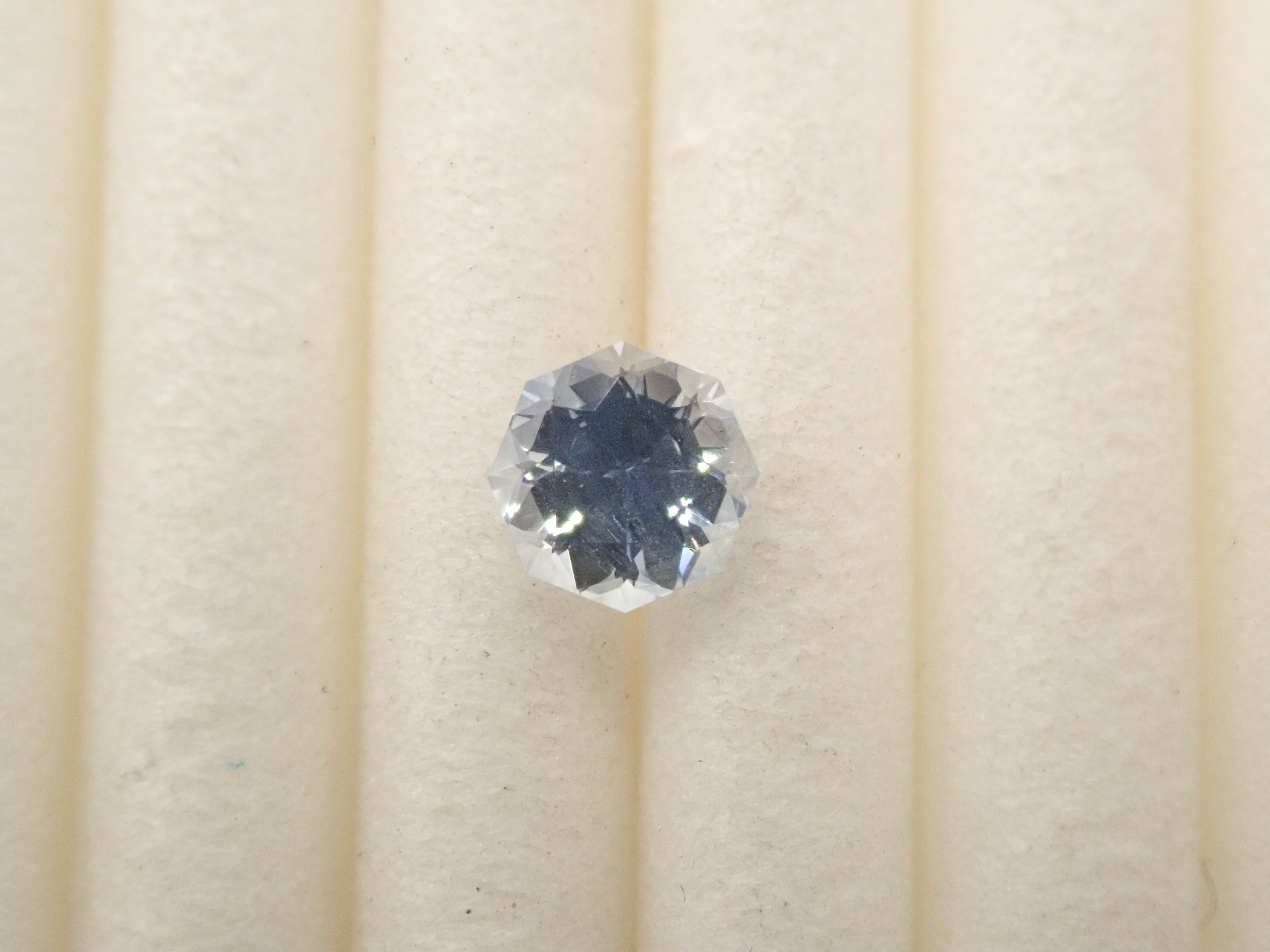 【11/27 22時販売】スリランカ産ブルーサファイア(アイスブルー) 0.300ctルース