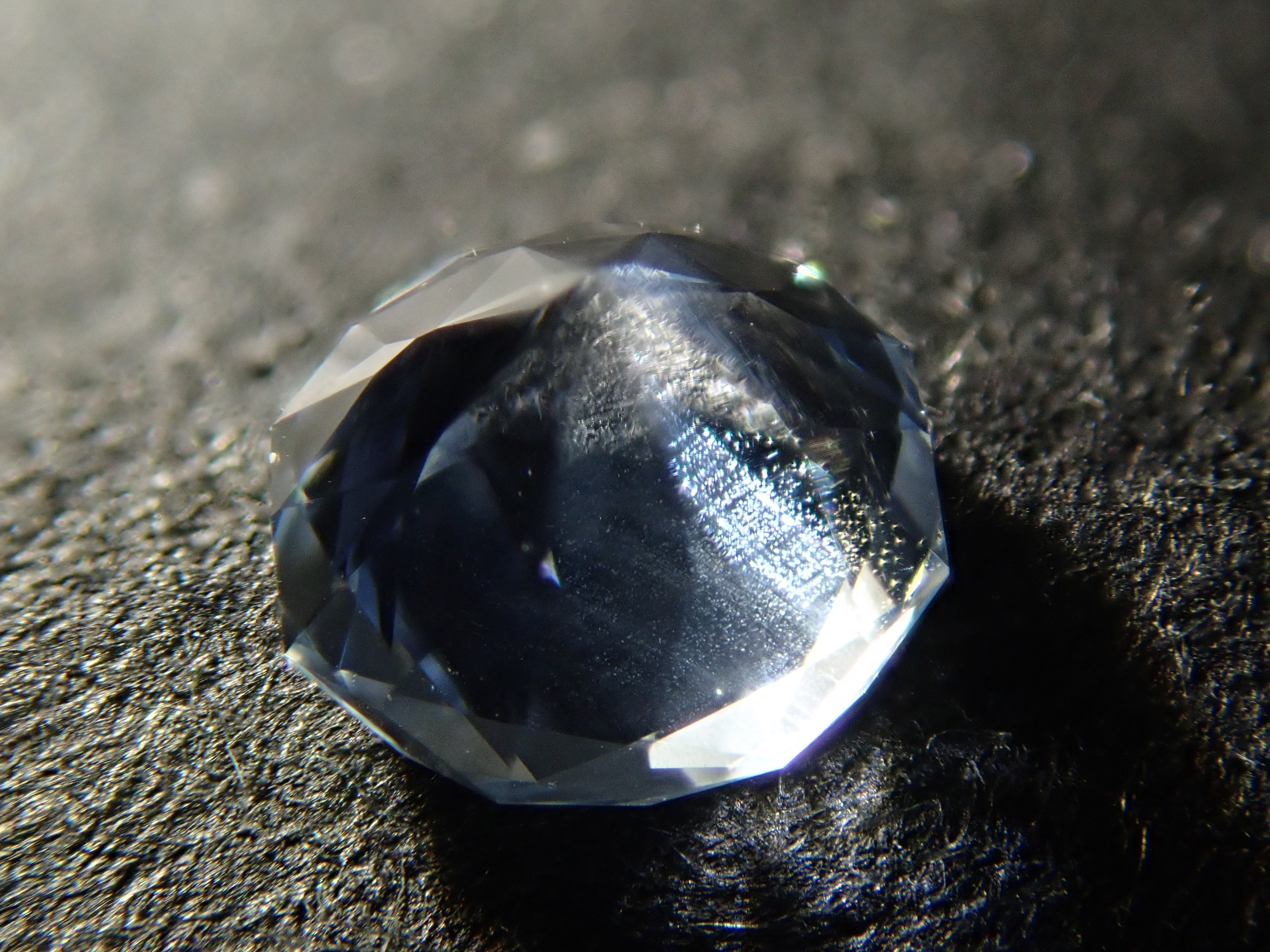 【11/27 22時販売】スリランカ産ブルーサファイア(アイスブルー) 0.300ctルース