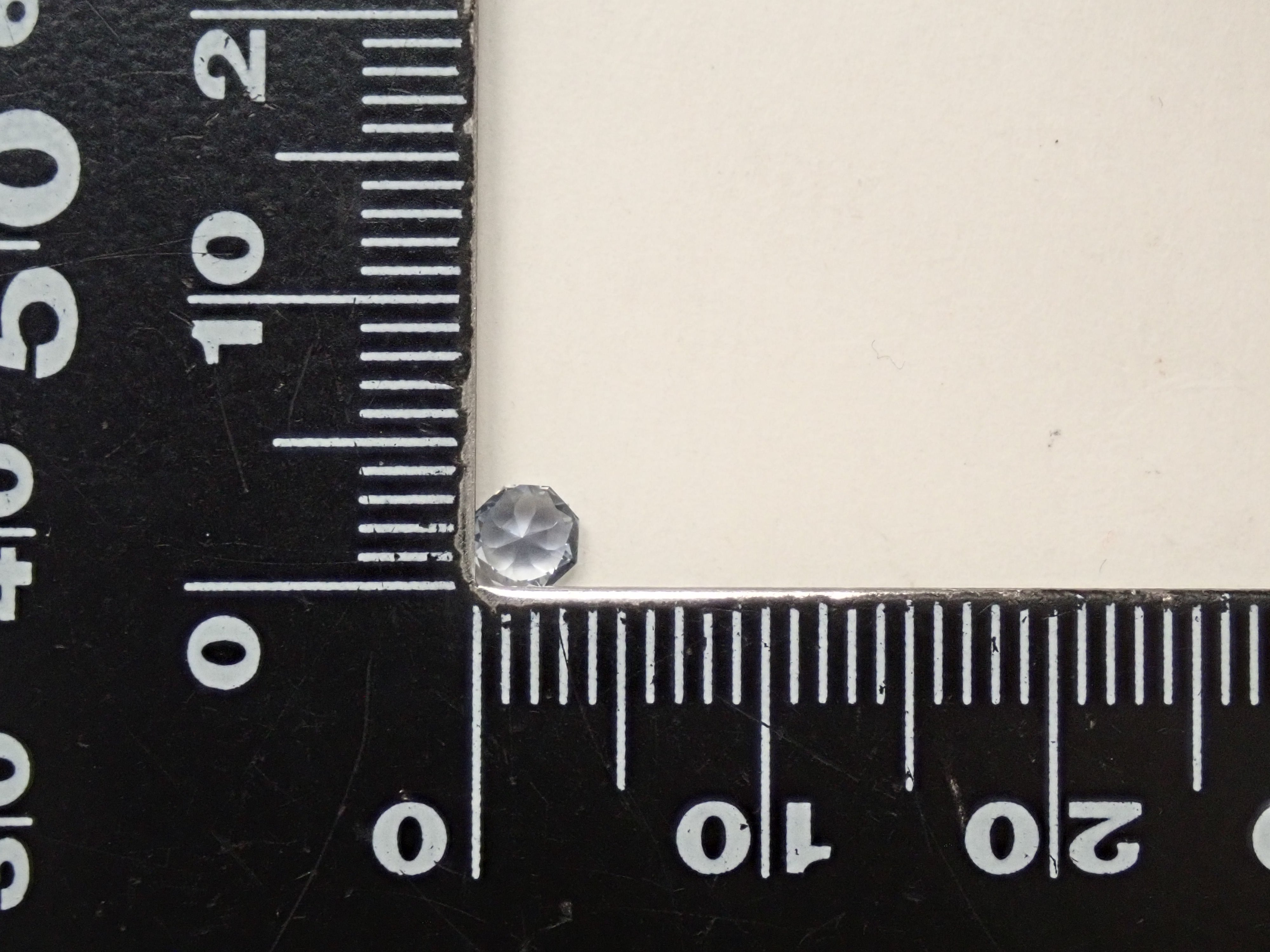 【11/27 22時販売】スリランカ産ブルーサファイア(アイスブルー) 0.300ctルース