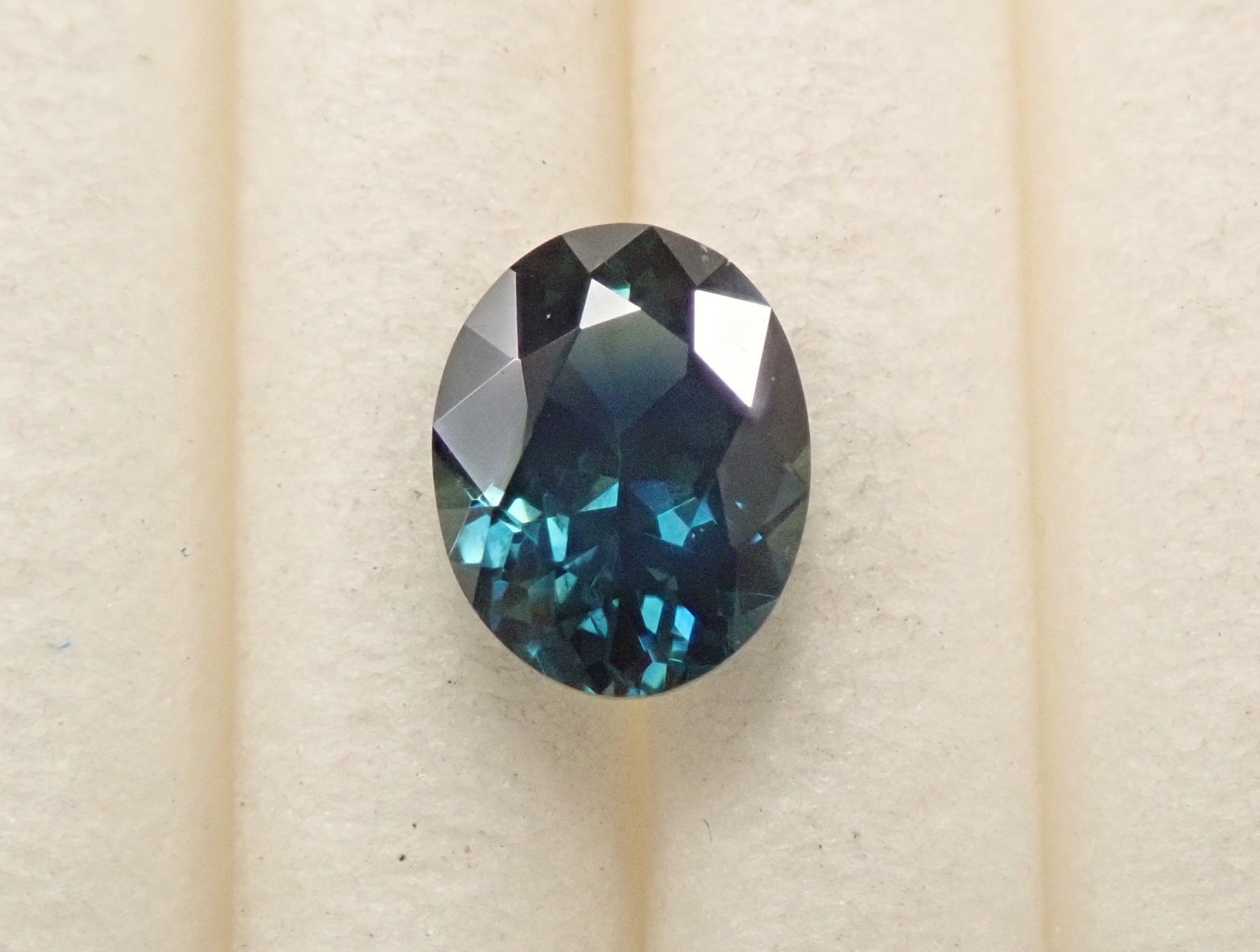 【11/26 22時販売】タンザニア産バイカラーサファイア 0.380ctルース(ティールカラー)