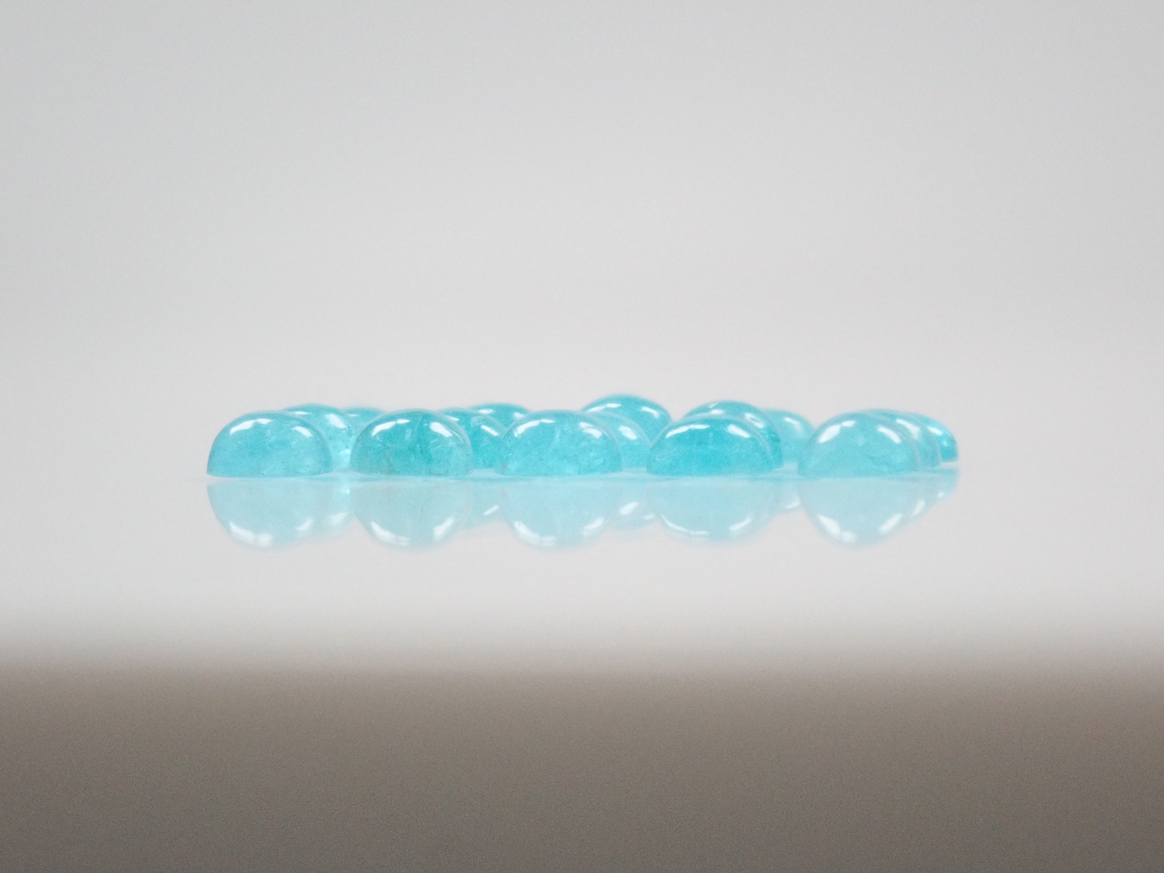 【11/23 22時販売】《限定15石》ブラジル産パライバトルマリン(カボションカット約2.2mm)1石ルース《複数購入割引有》