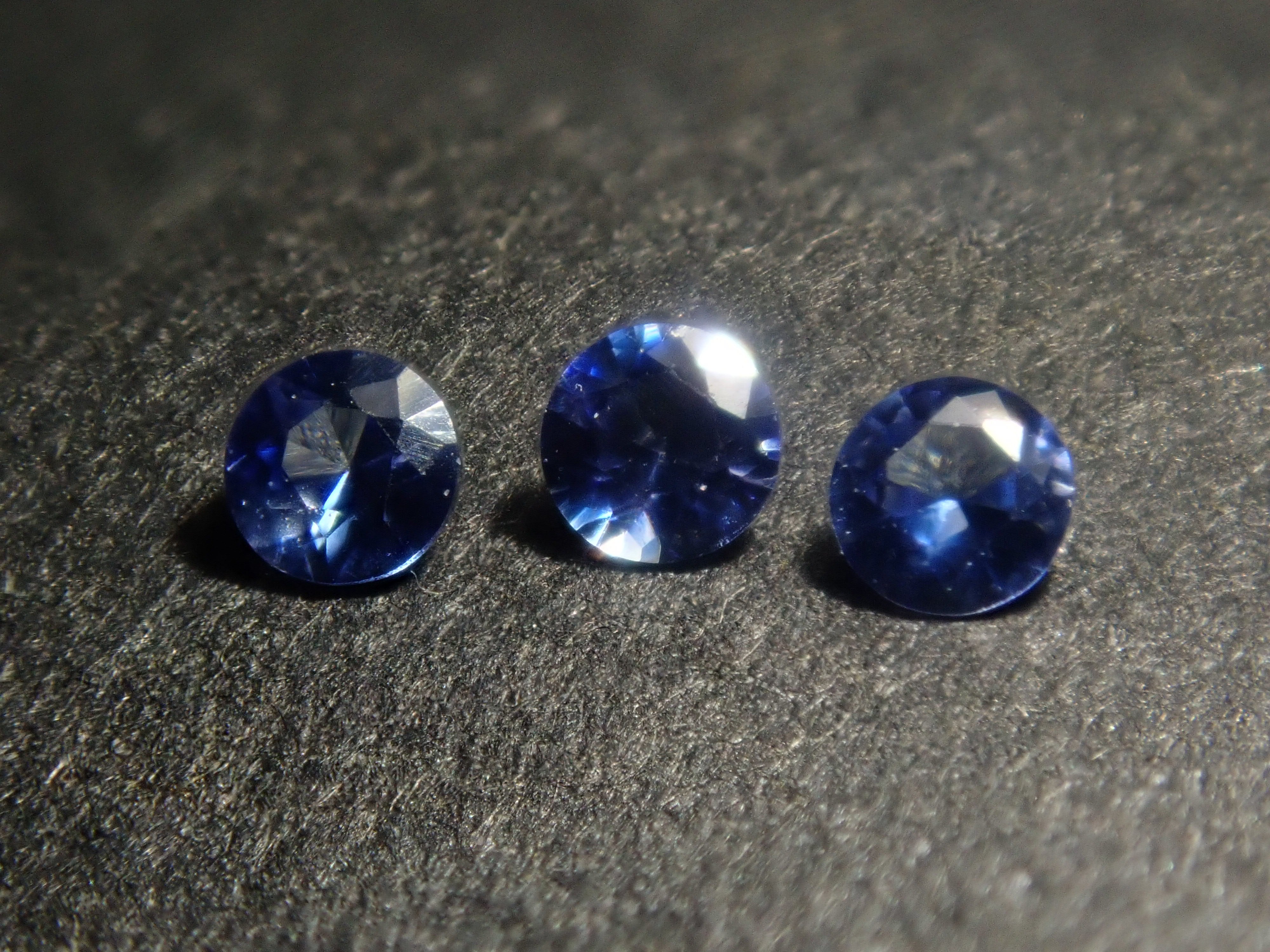 【11/30 22時販売】《限定14石》レアストーンガチャ💎辰砂(シンシャ)・ブラジル産パライバトルマリン0.21ct・レッドベリル・ベニトアイト・アキシナイト《複数購入割引有》