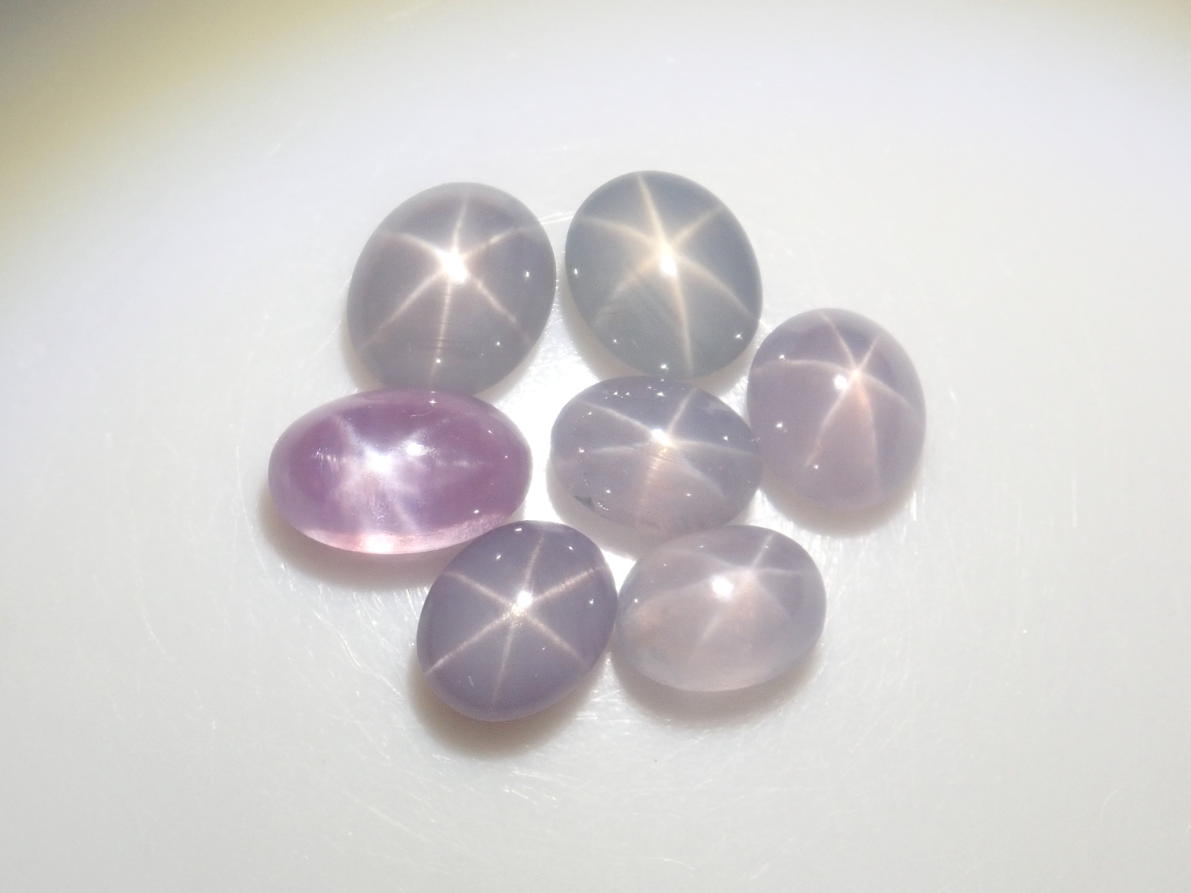 【11/23 22時販売】《限定7石》スリランカ産スターサファイア1石ルース《複数購入割引有》