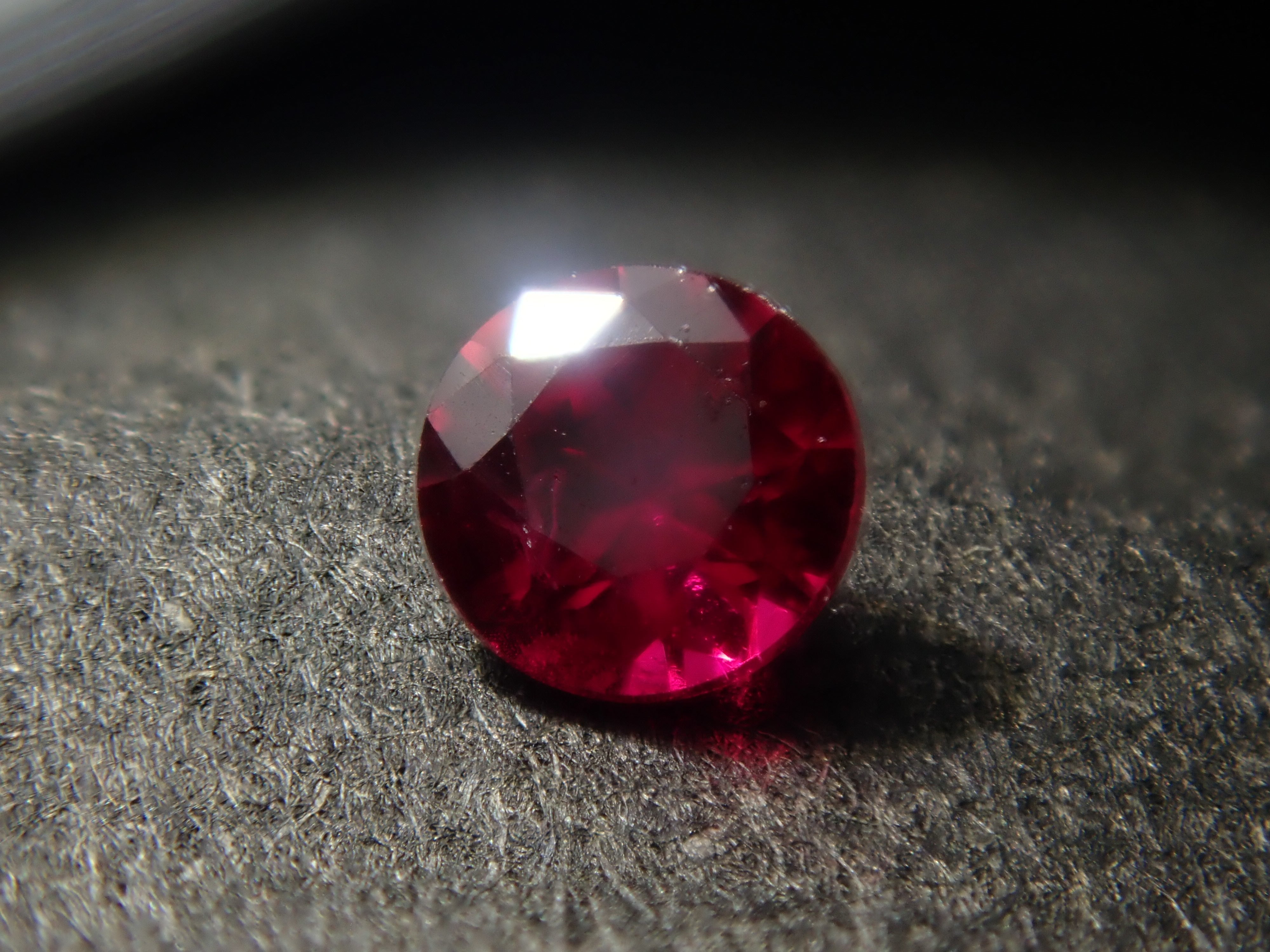 【12/5 22時販売】《限定20石》ピジョンブラッドルビーAGL加盟の鑑別書付6石含む赤色宝石ガチャ《複数購入割引有》