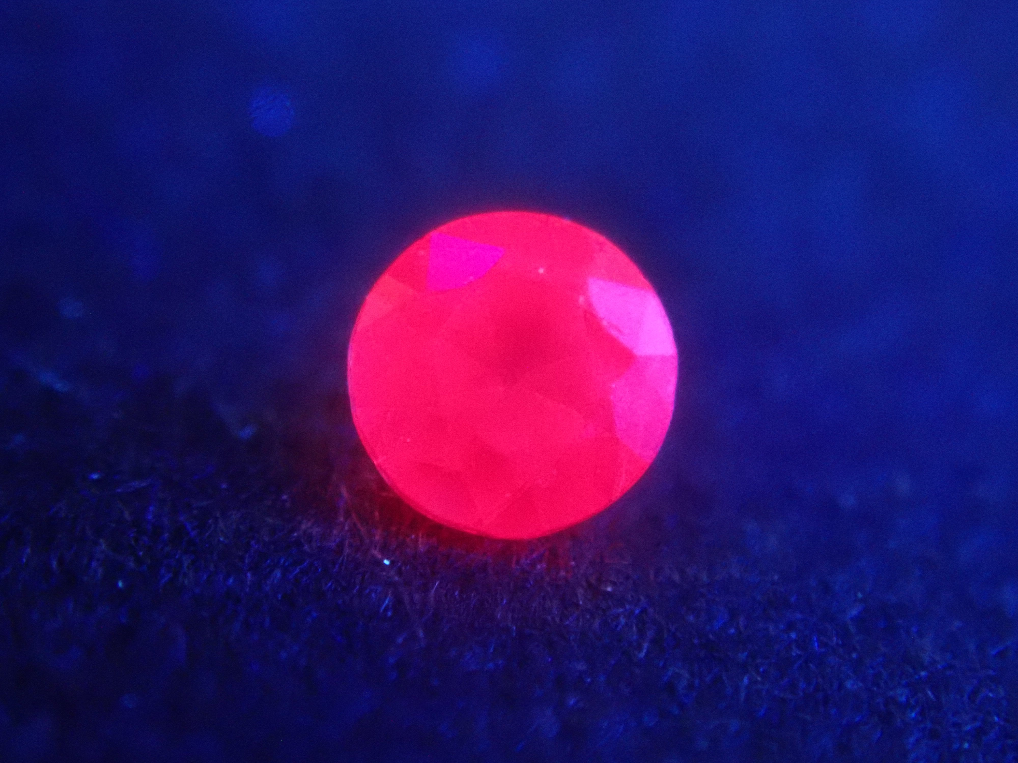 【12/5 22時販売】《限定20石》ピジョンブラッドルビーAGL加盟の鑑別書付6石含む赤色宝石ガチャ《複数購入割引有》