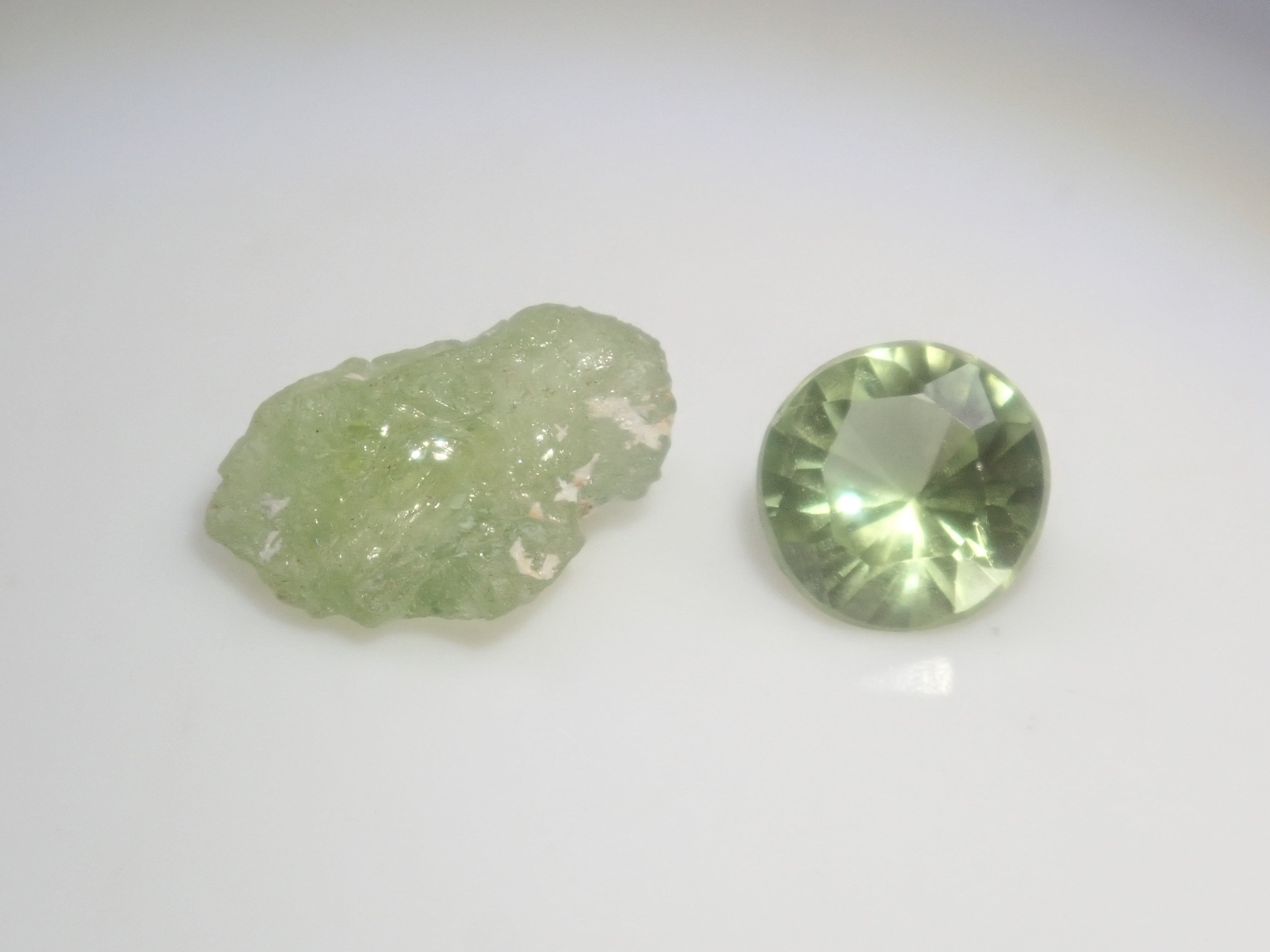 【12/6 22時販売】《数量限定》何が届くかお楽しみ!原石&ルース2石セットガチャ〈レアストーンあり〉《複数購入割引有》