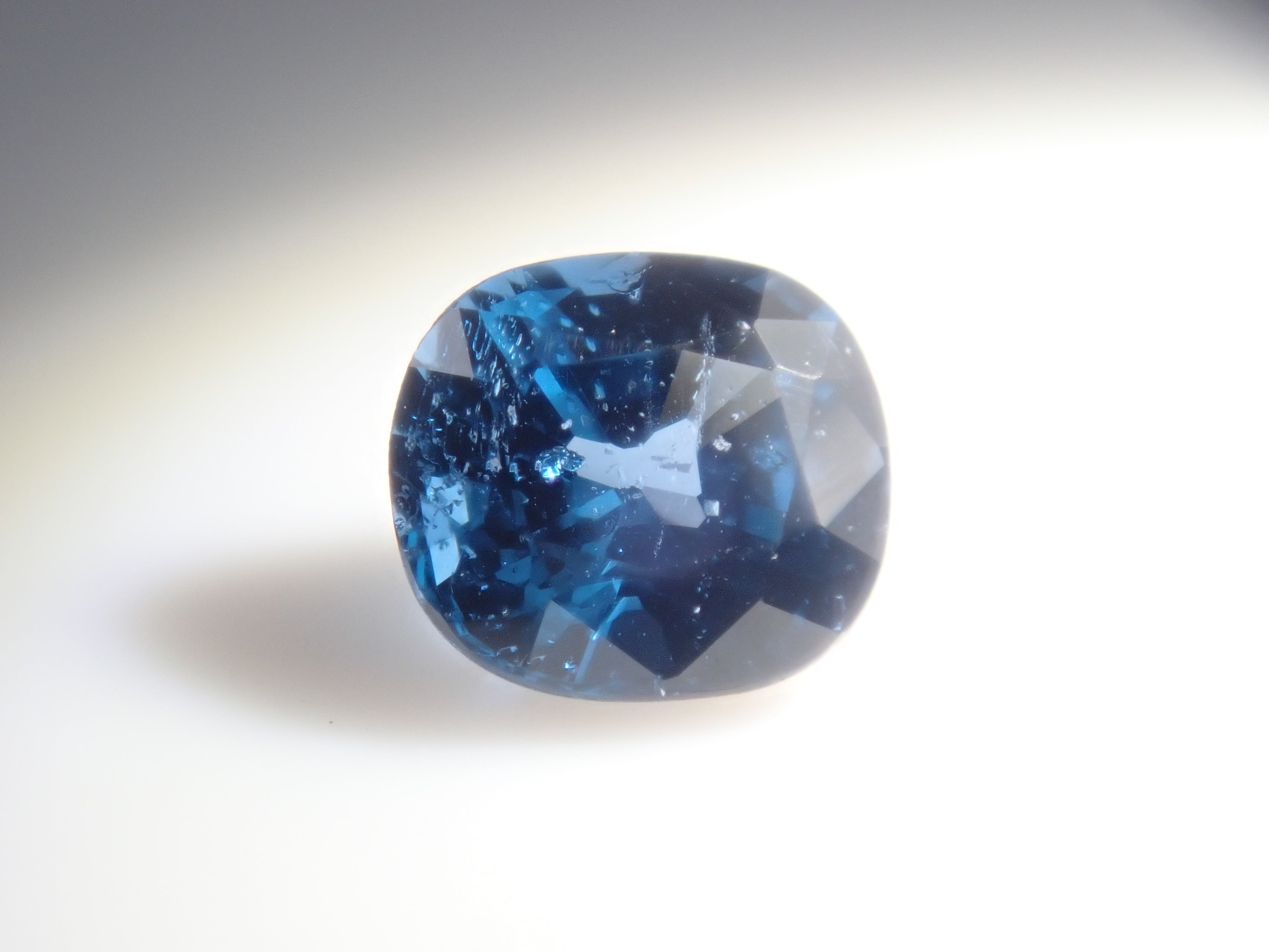 【11/24 22時販売】《限定10石》ブルー宝石ガチャ💎ブラジル産パライバトルマリン(CuO:2.8%,MnO:3.3%)・コバルトガーナイト(鑑別書付)・アフガナイト・ベニトアイト・アウイナイト《複数購入割引有》