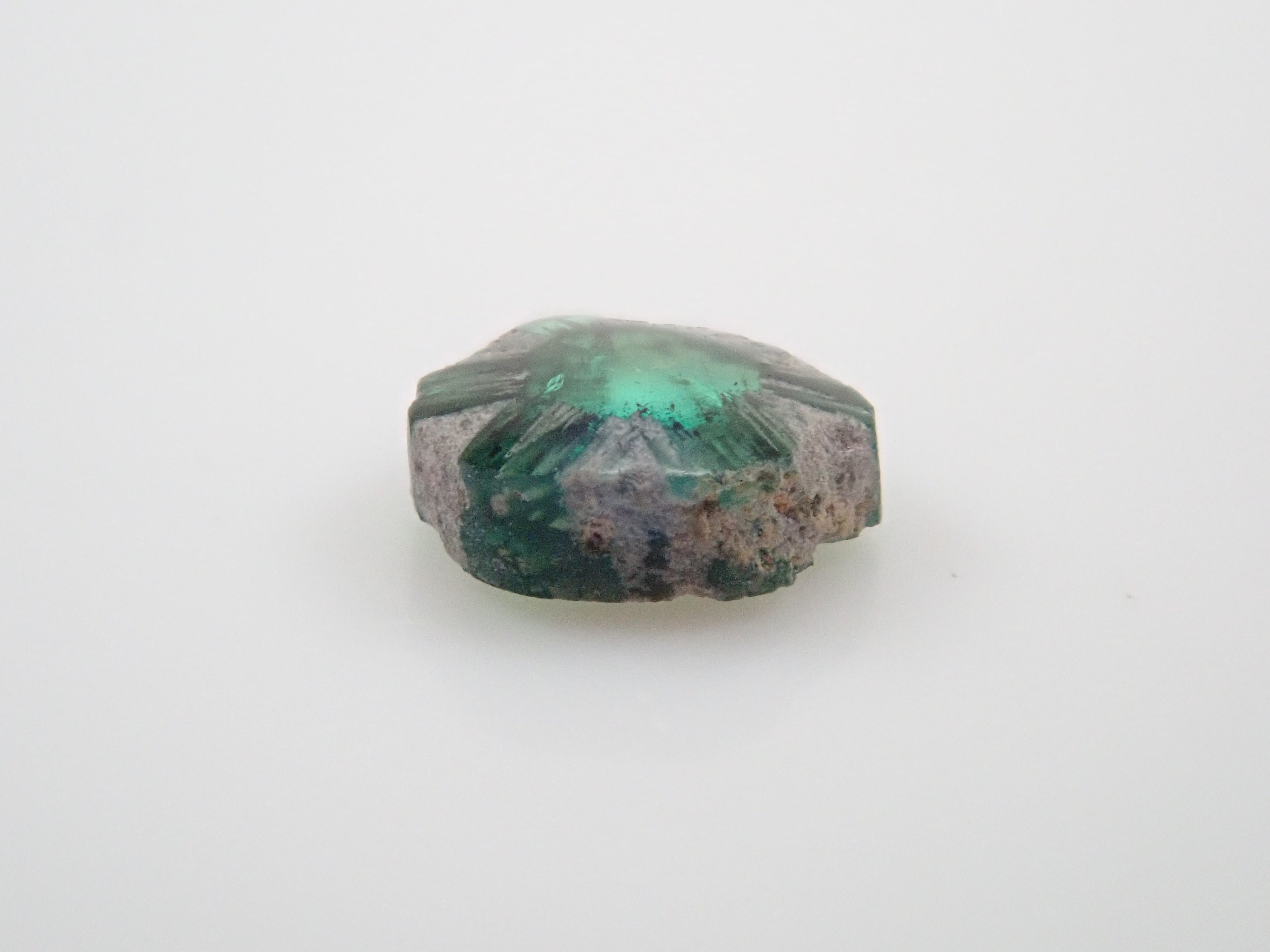 コロンビア産トラピッチェエメラルド(逆トラピッチェ) 0.091ct原石