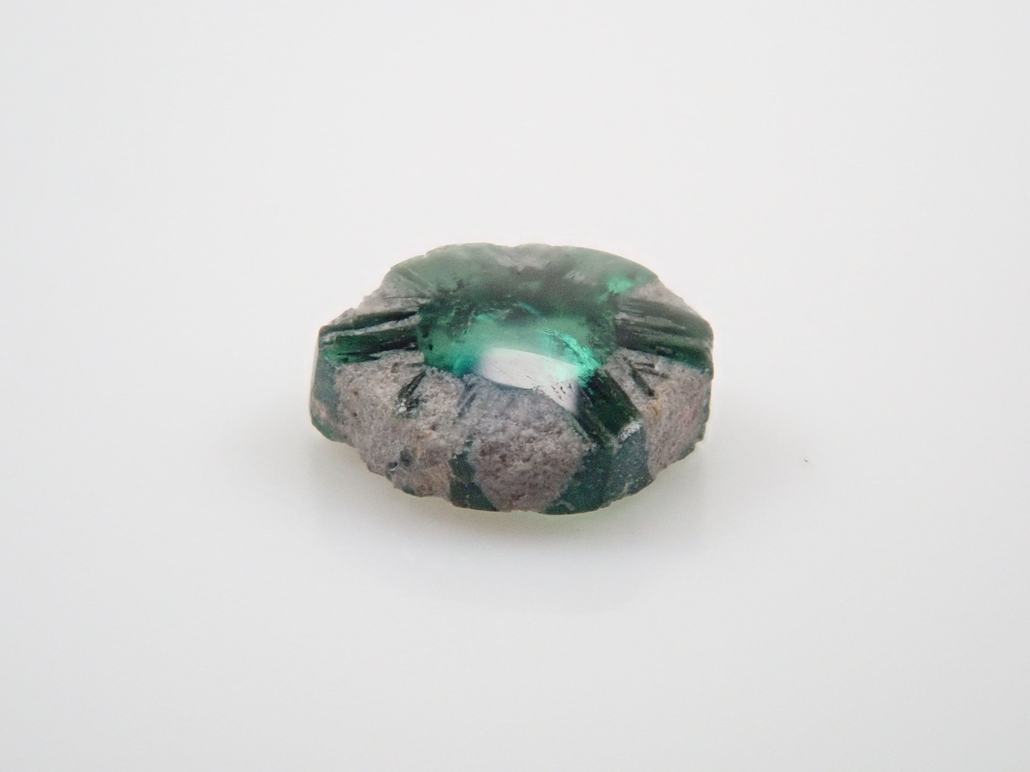 コロンビア産トラピッチェエメラルド(逆トラピッチェ) 0.091ct原石